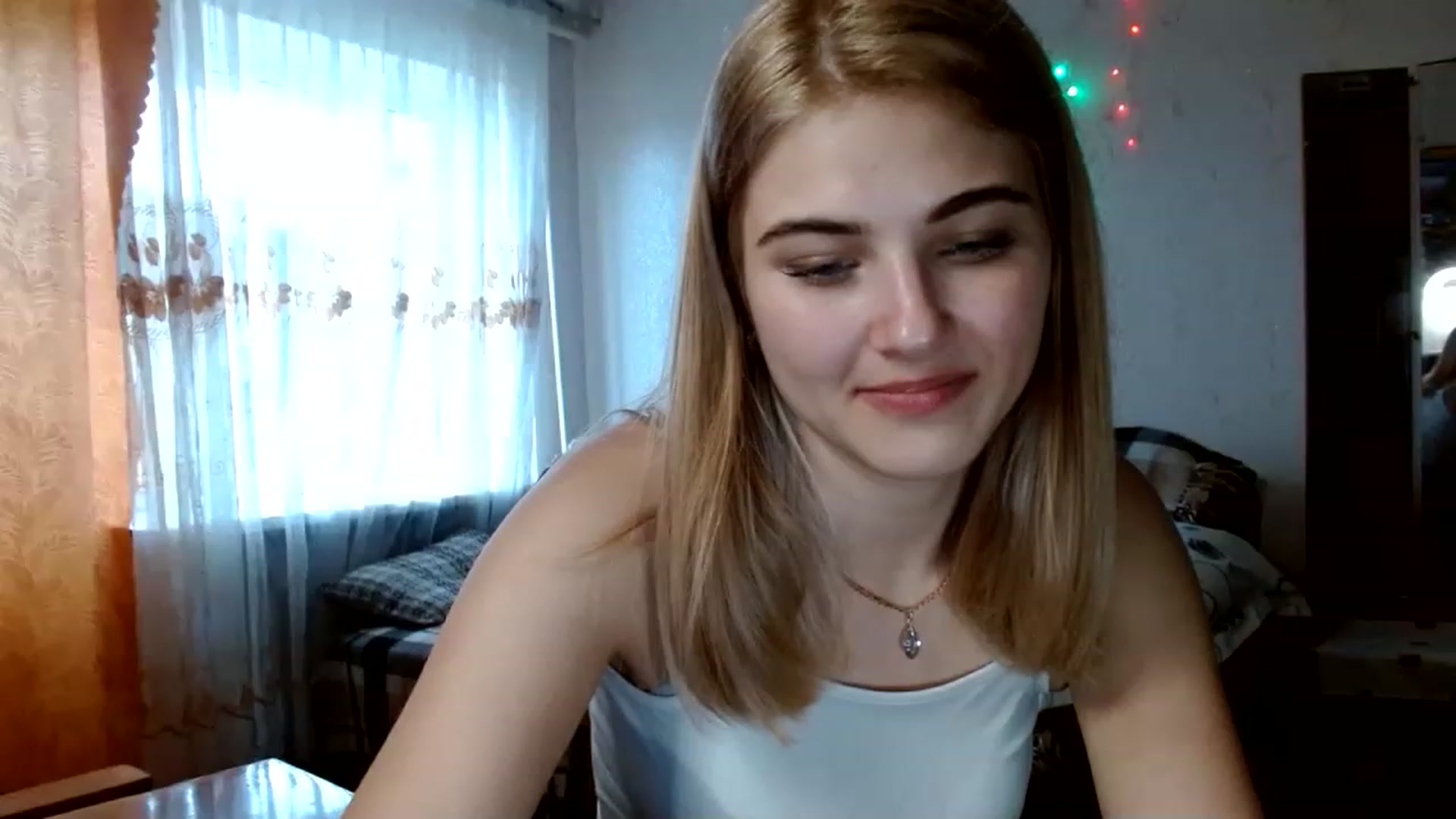 Gallery image thumbnail from GladysSmith's myfreecams stream on, 04/04/2023, 12:54 image 16 of 20