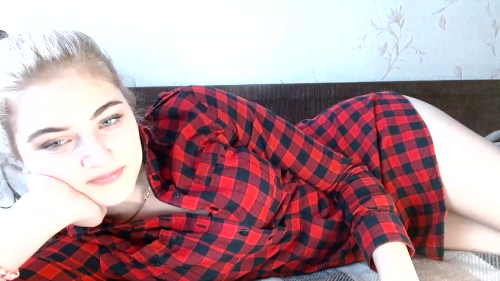 Gallery image thumbnail from GladysSmith's myfreecams stream on, 04/05/2023, 08:59 image 11 of 20