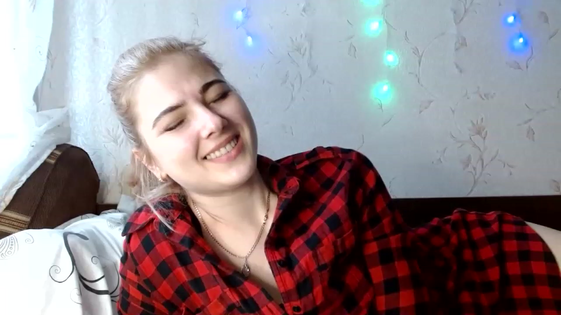 Gallery image thumbnail from GladysSmith's myfreecams stream on, 04/05/2023, 08:59 image 1 of 20