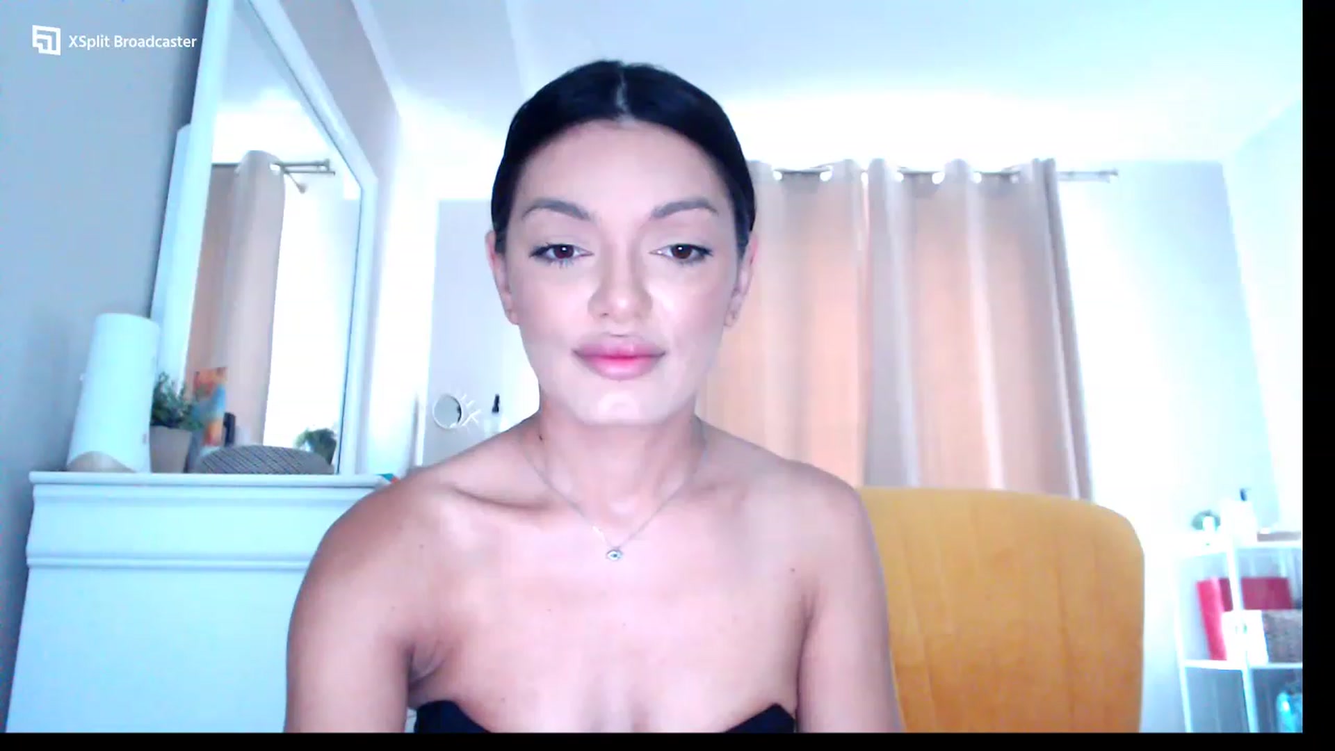 Gallery image thumbnail from Glamourbbe's myfreecams stream on, 07/19/2023, 05:17 image 16 of 20
