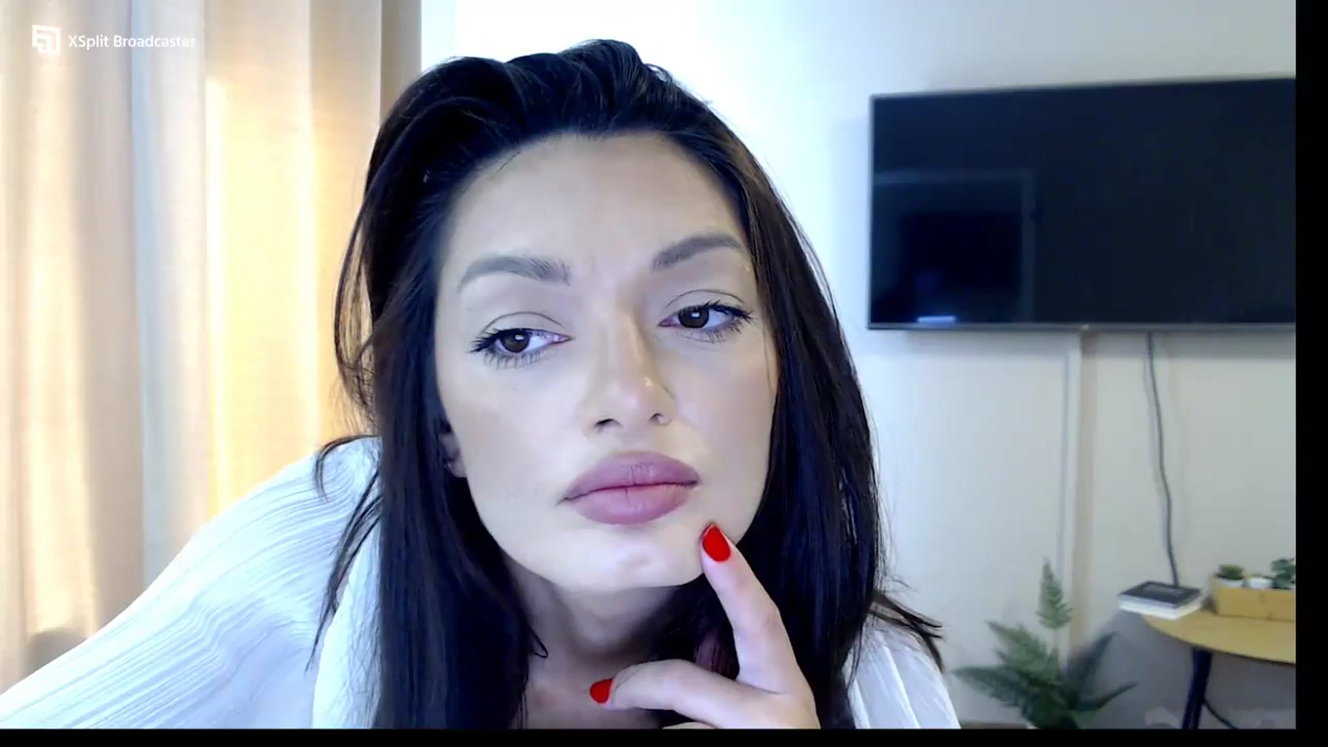 Gallery image thumbnail from Glamourbbe's myfreecams stream on, 09/19/2023, 09:59 image 9 of 20