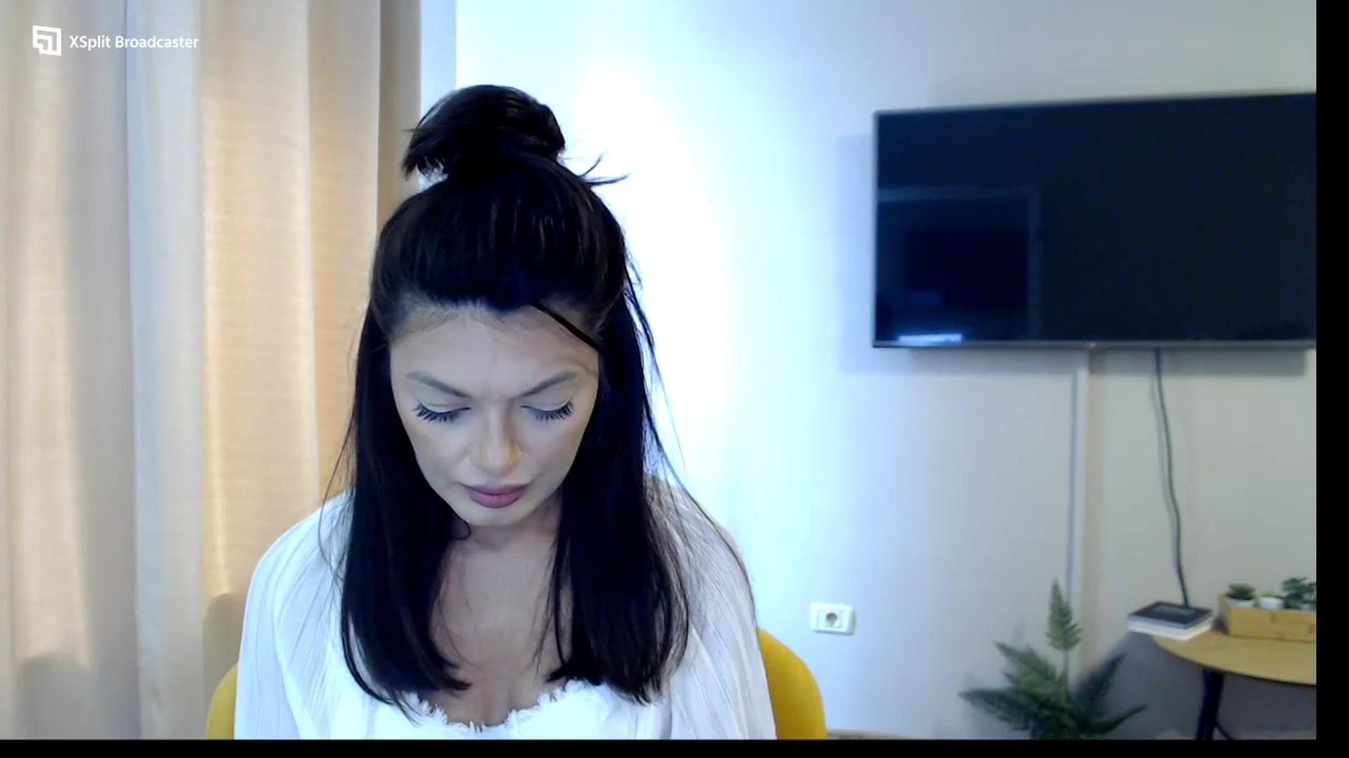 Gallery image thumbnail from Glamourbbe's myfreecams stream on, 09/19/2023, 09:59 image 3 of 20