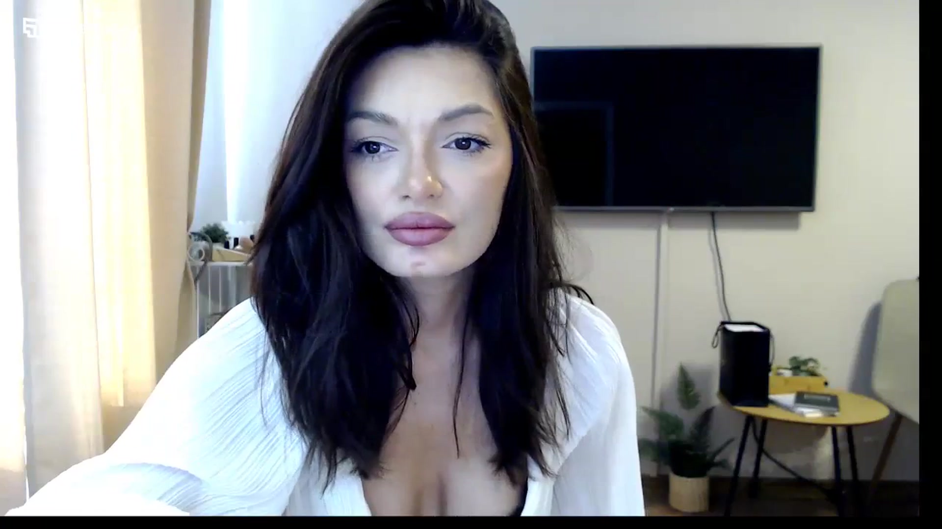 Gallery image thumbnail from Glamourbbe's myfreecams stream on, 10/03/2023, 11:04 image 13 of 20