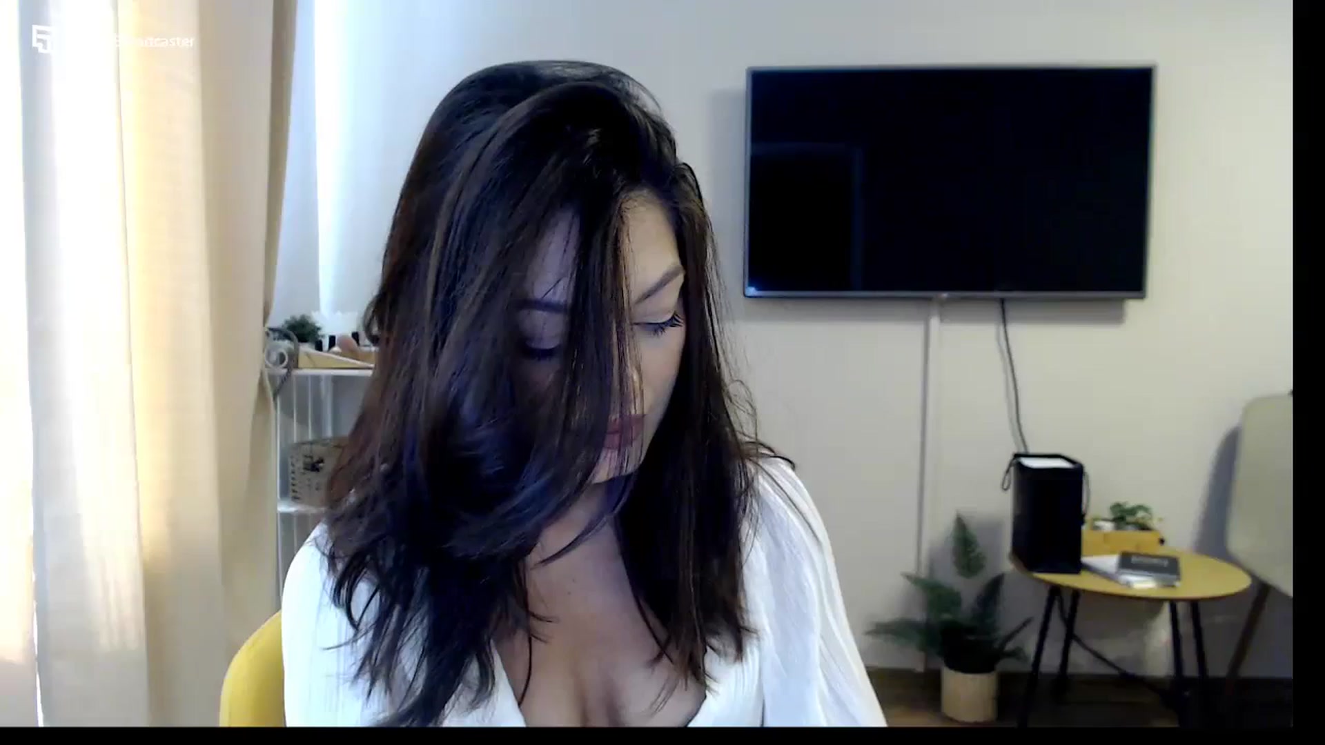 Gallery image thumbnail from Glamourbbe's myfreecams stream on, 10/03/2023, 11:51 image 6 of 20