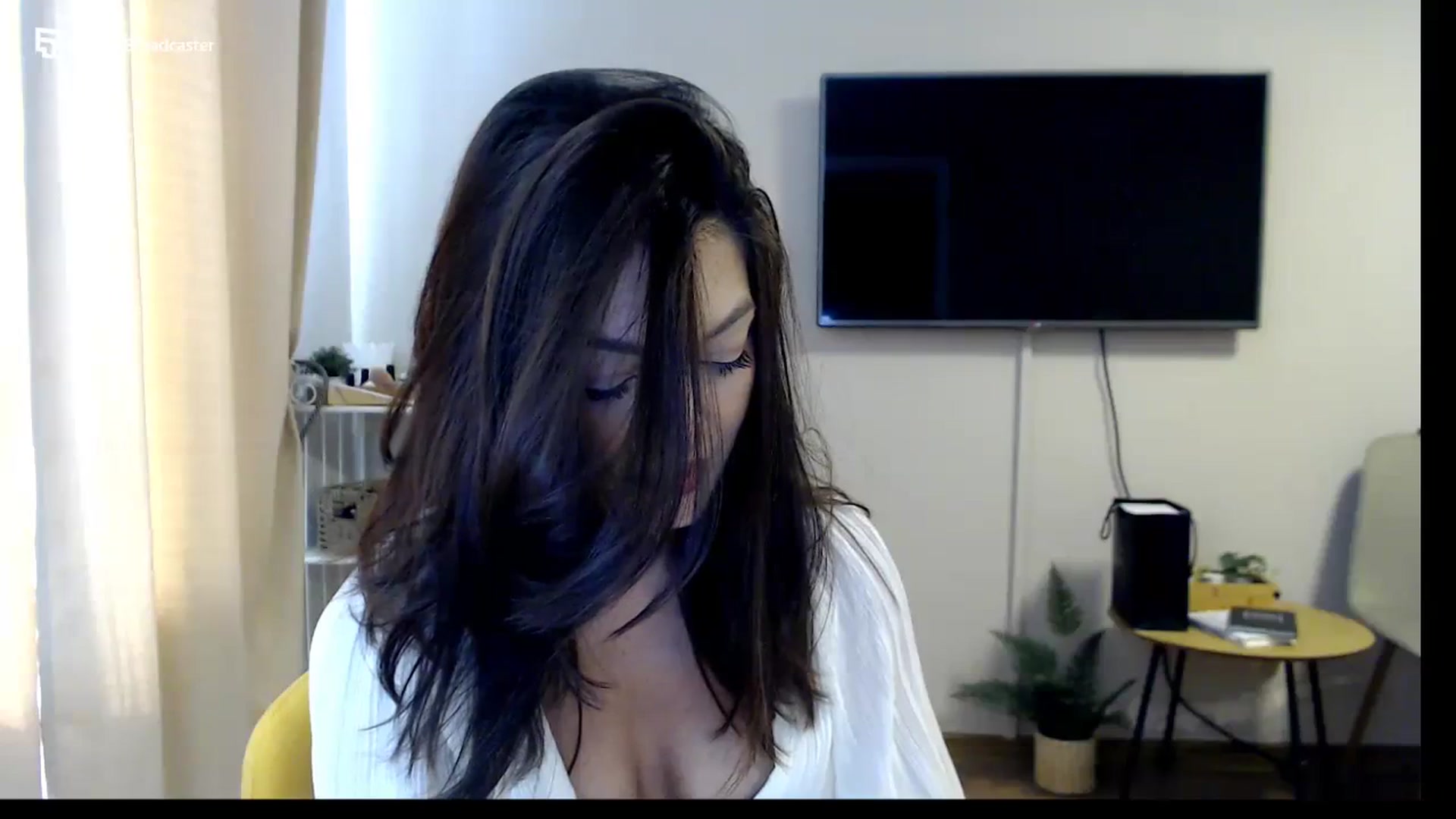 Gallery image thumbnail from Glamourbbe's myfreecams stream on, 10/03/2023, 11:51 image 7 of 20