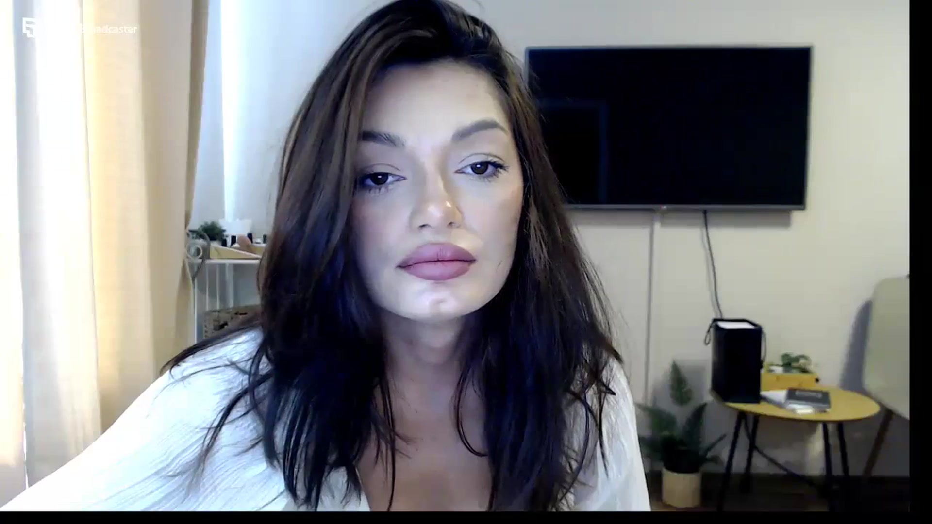 Gallery image thumbnail from Glamourbbe's myfreecams stream on, 10/03/2023, 11:51 image 11 of 20