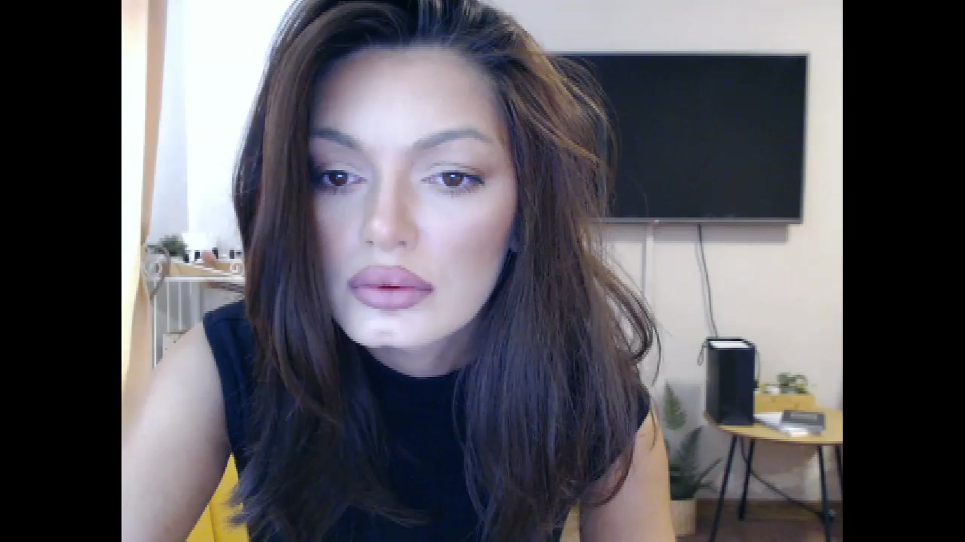 Gallery image thumbnail from Glamourbbe's myfreecams stream on, 10/04/2023, 08:06 image 8 of 20