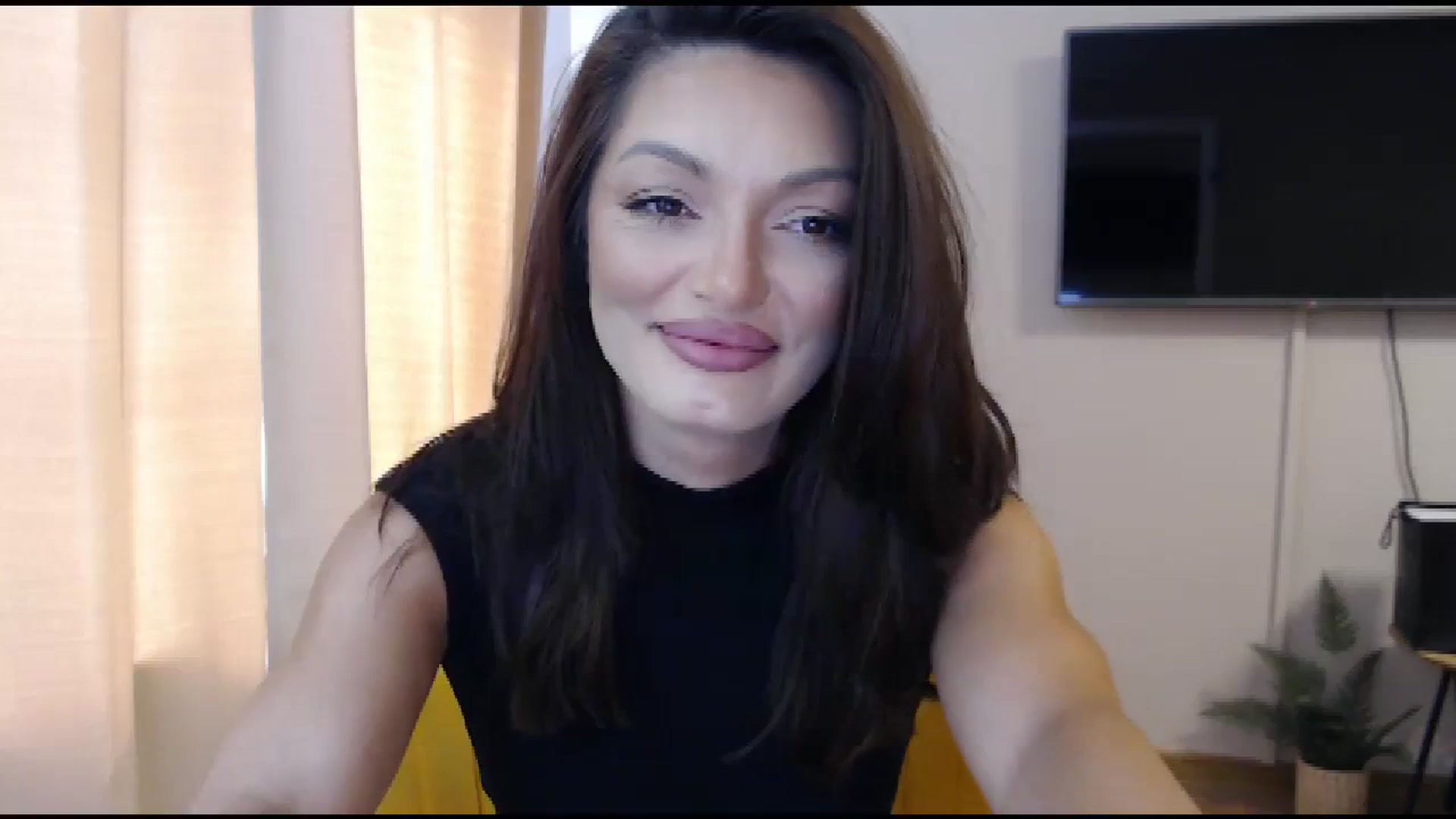 Gallery image thumbnail from Glamourbbe's myfreecams stream on, 10/04/2023, 09:09 image 5 of 20
