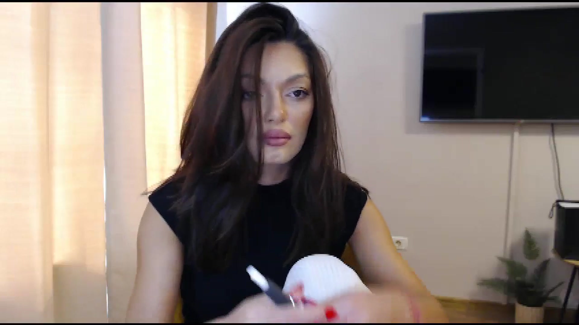 Gallery image thumbnail from Glamourbbe's myfreecams stream on, 10/04/2023, 09:09 image 15 of 20