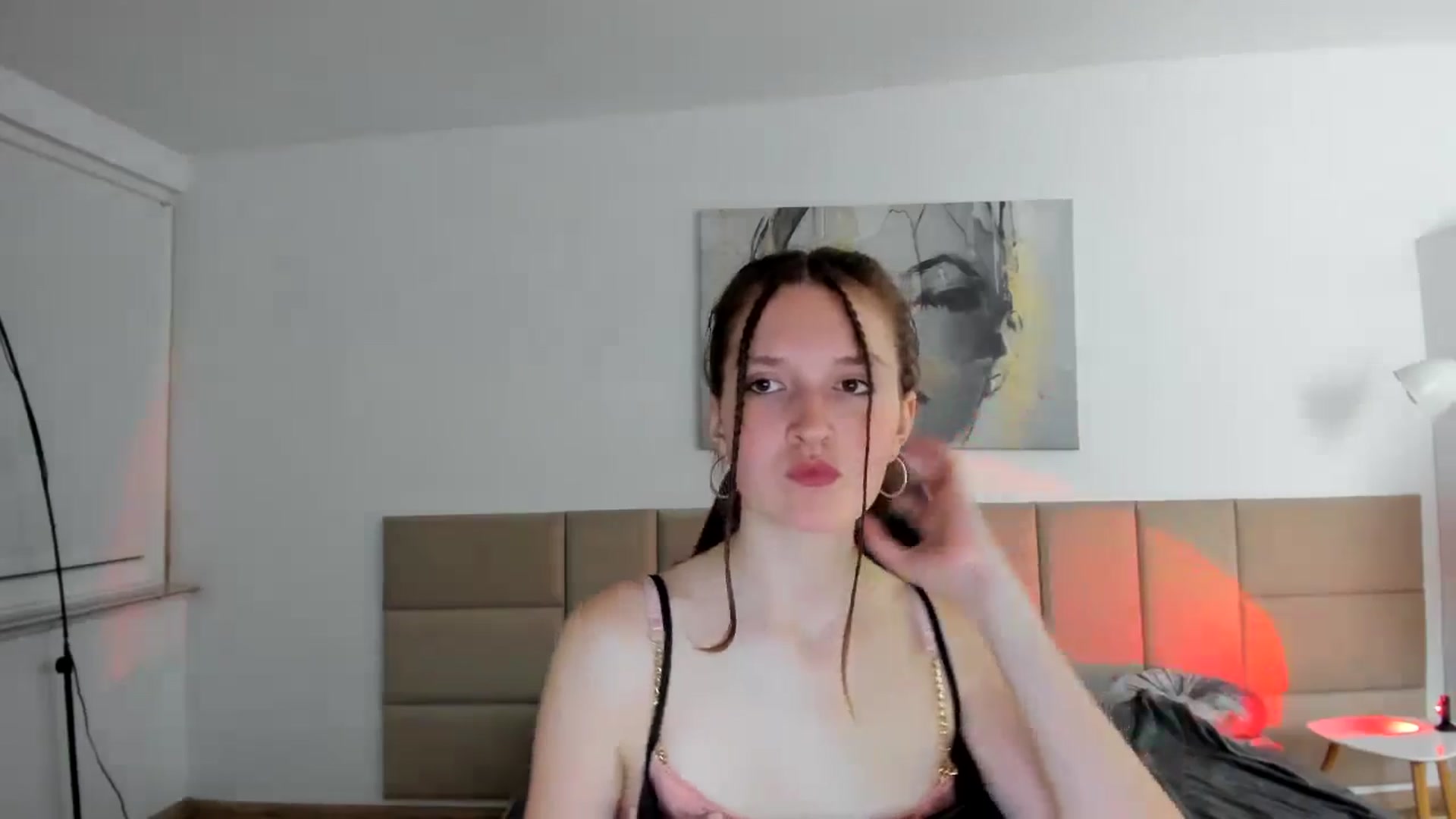 Gallery image thumbnail from GlitterGold's myfreecams stream on, 08/11/2024, 22:18 image 20 of 20