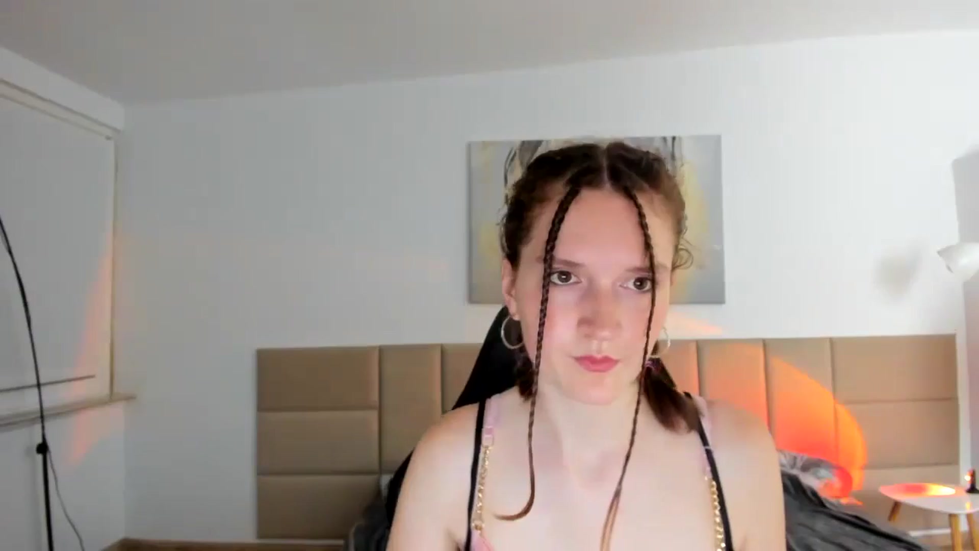 Gallery image thumbnail from GlitterGold's myfreecams stream on, 08/11/2024, 22:45 image 18 of 20