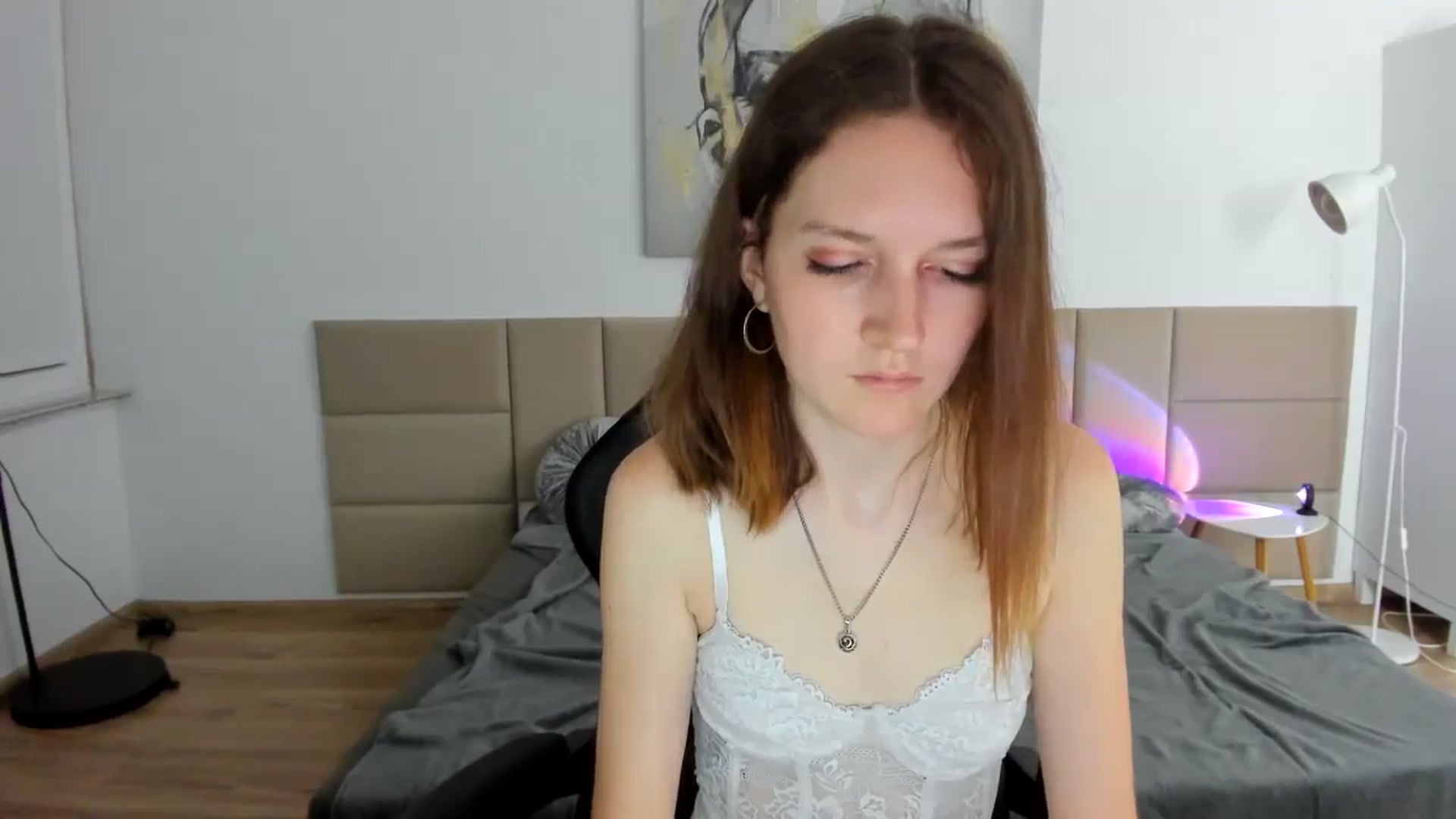 Gallery image thumbnail from GlitterGold's myfreecams stream on, 08/12/2024, 21:48 image 16 of 20