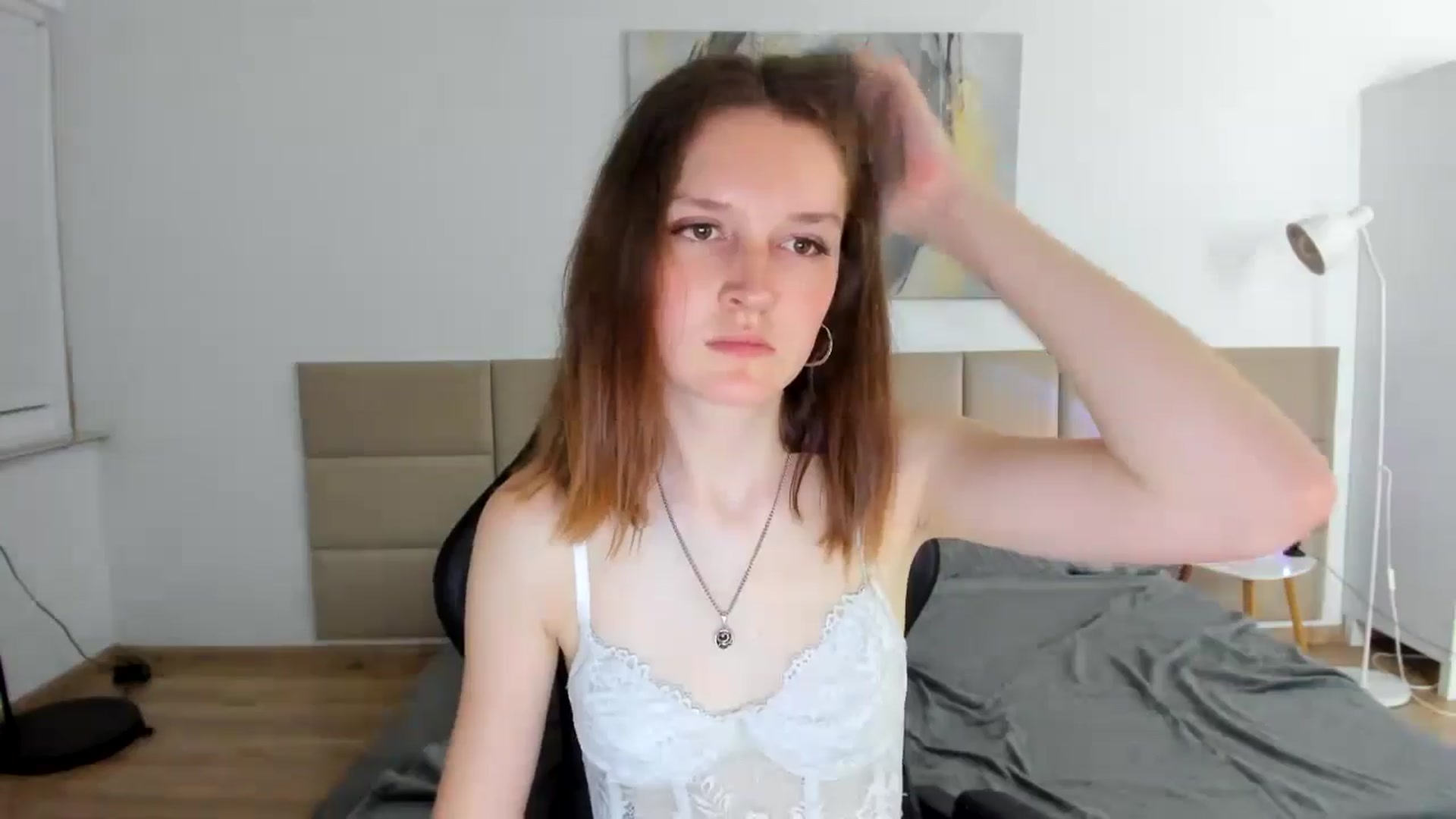 Gallery image thumbnail from GlitterGold's myfreecams stream on, 08/12/2024, 22:52 image 19 of 20