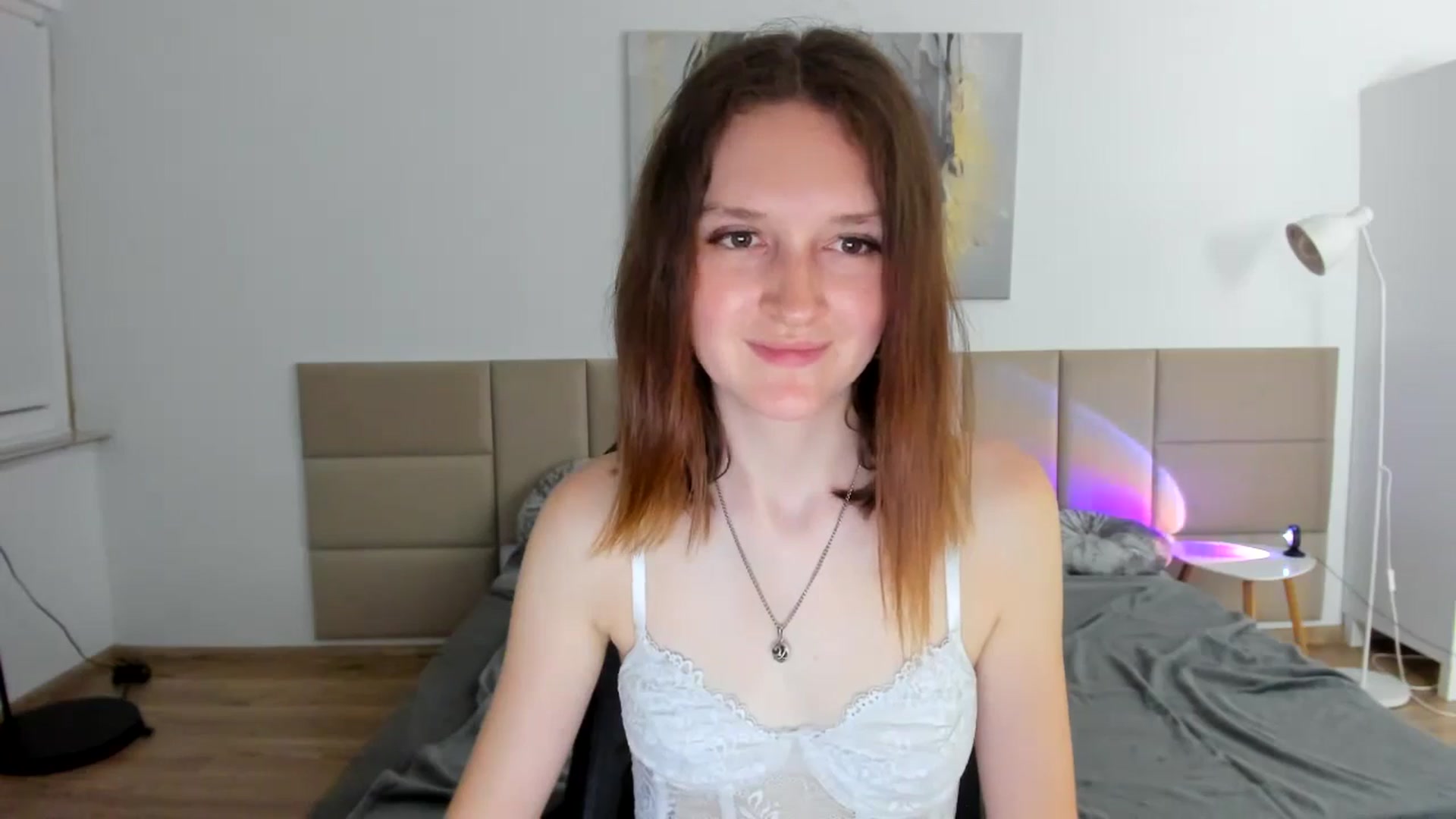 Gallery image thumbnail from GlitterGold's myfreecams stream on, 08/12/2024, 22:52 image 15 of 20