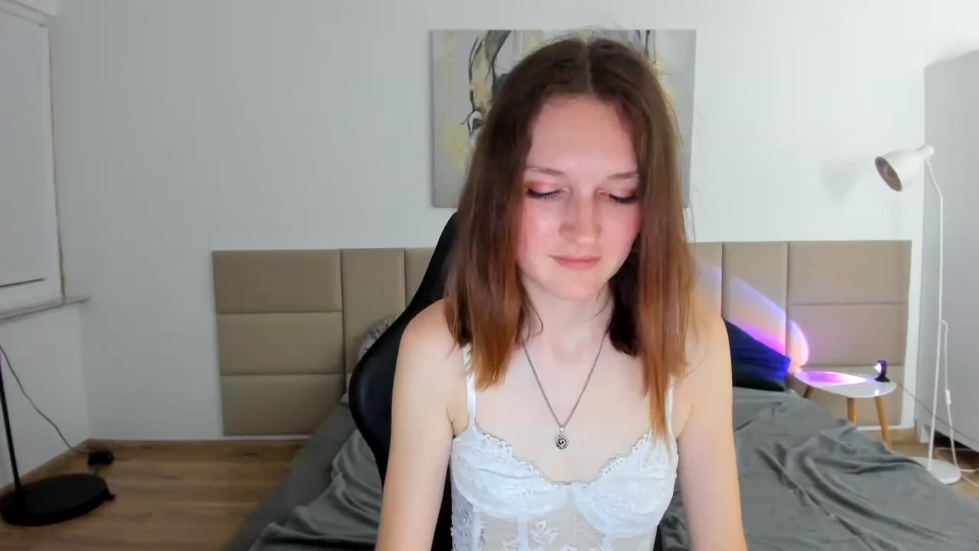 Gallery image thumbnail from GlitterGold's myfreecams stream on, 08/13/2024, 01:03 image 11 of 20