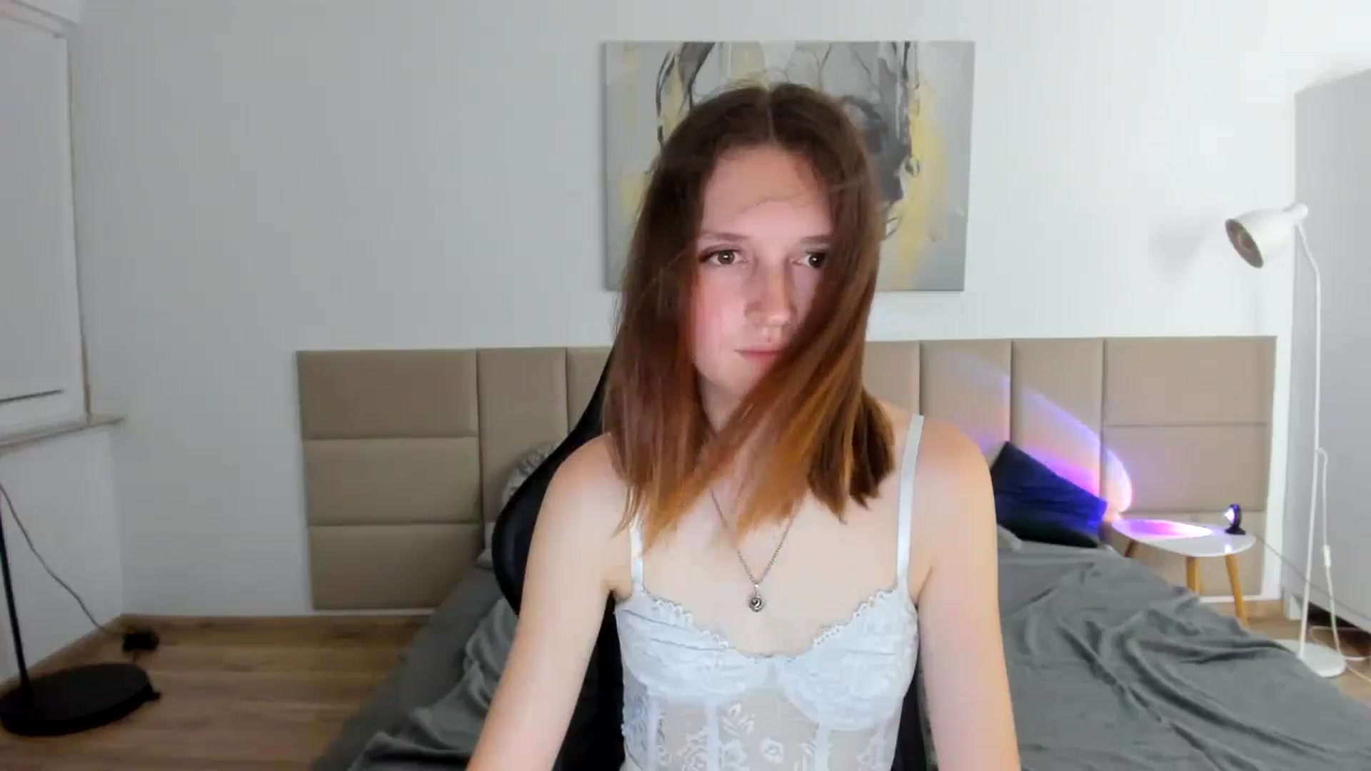 Gallery image thumbnail from GlitterGold's myfreecams stream on, 08/13/2024, 01:03 image 12 of 20