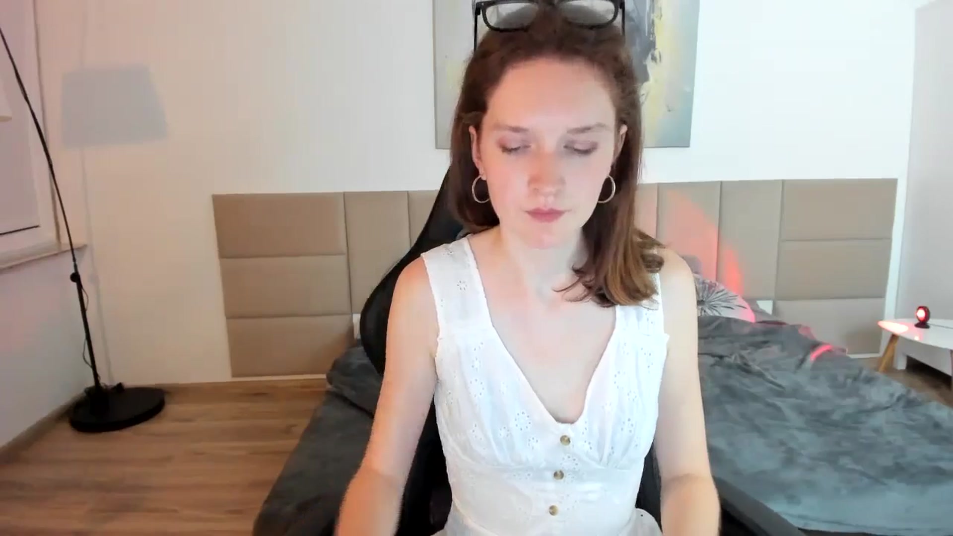 Gallery image thumbnail from GlitterGold's myfreecams stream on, 08/26/2024, 01:22 image 7 of 20