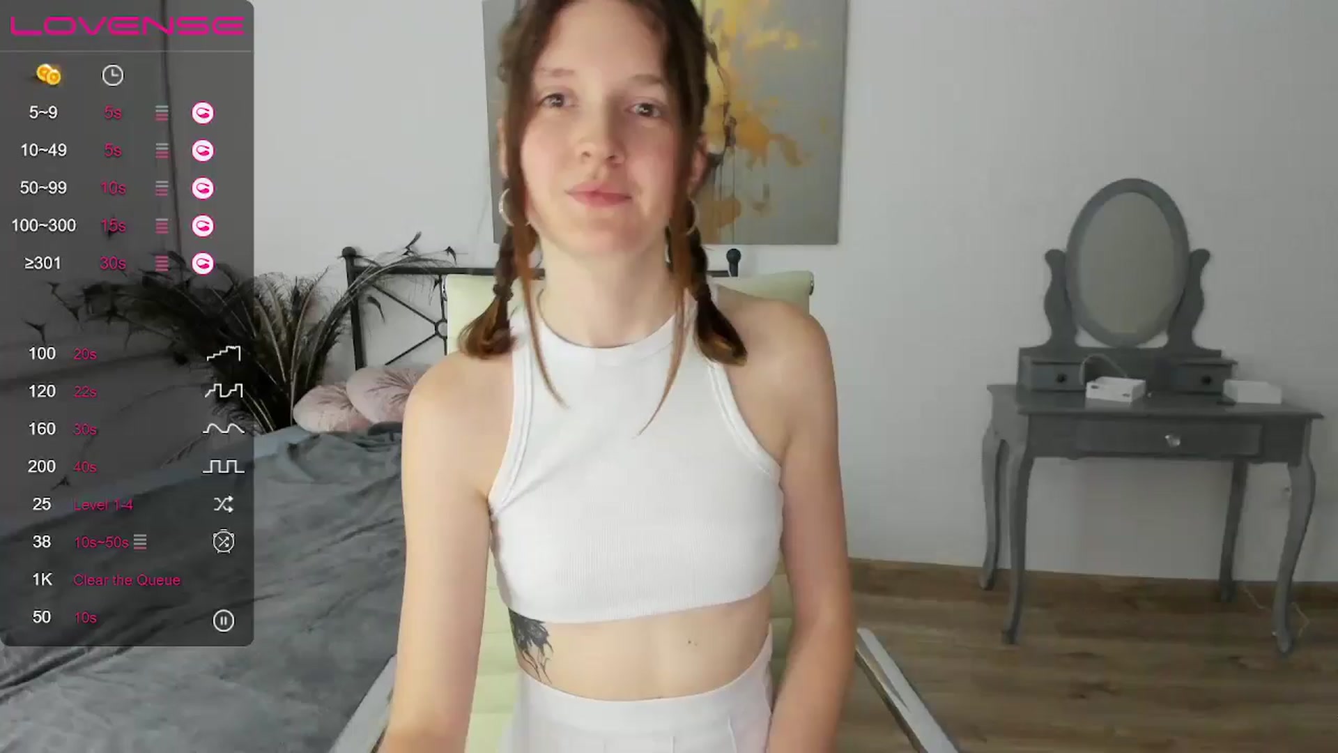 Gallery image thumbnail from GlitterGold's myfreecams stream on, 09/17/2024, 05:17 image 2 of 20