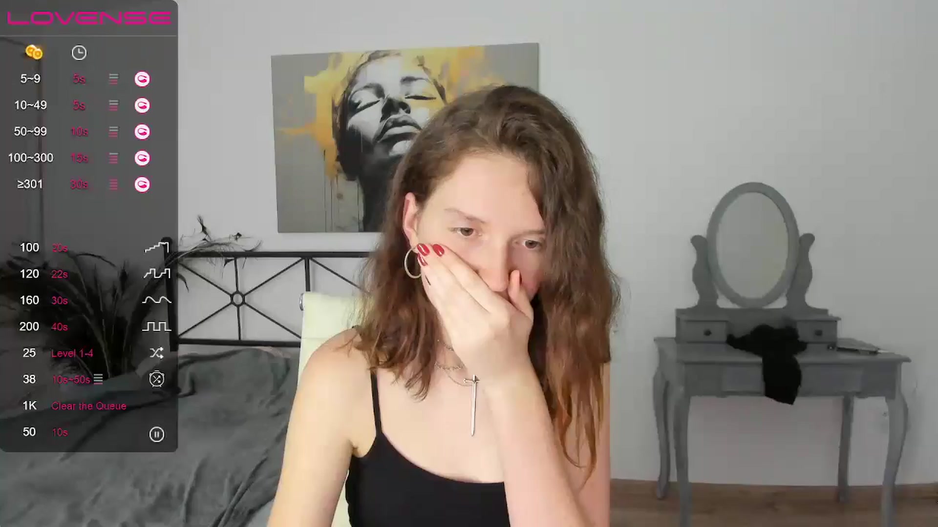 Gallery image thumbnail from GlitterGold's myfreecams stream on, 09/22/2024, 02:13 image 10 of 20