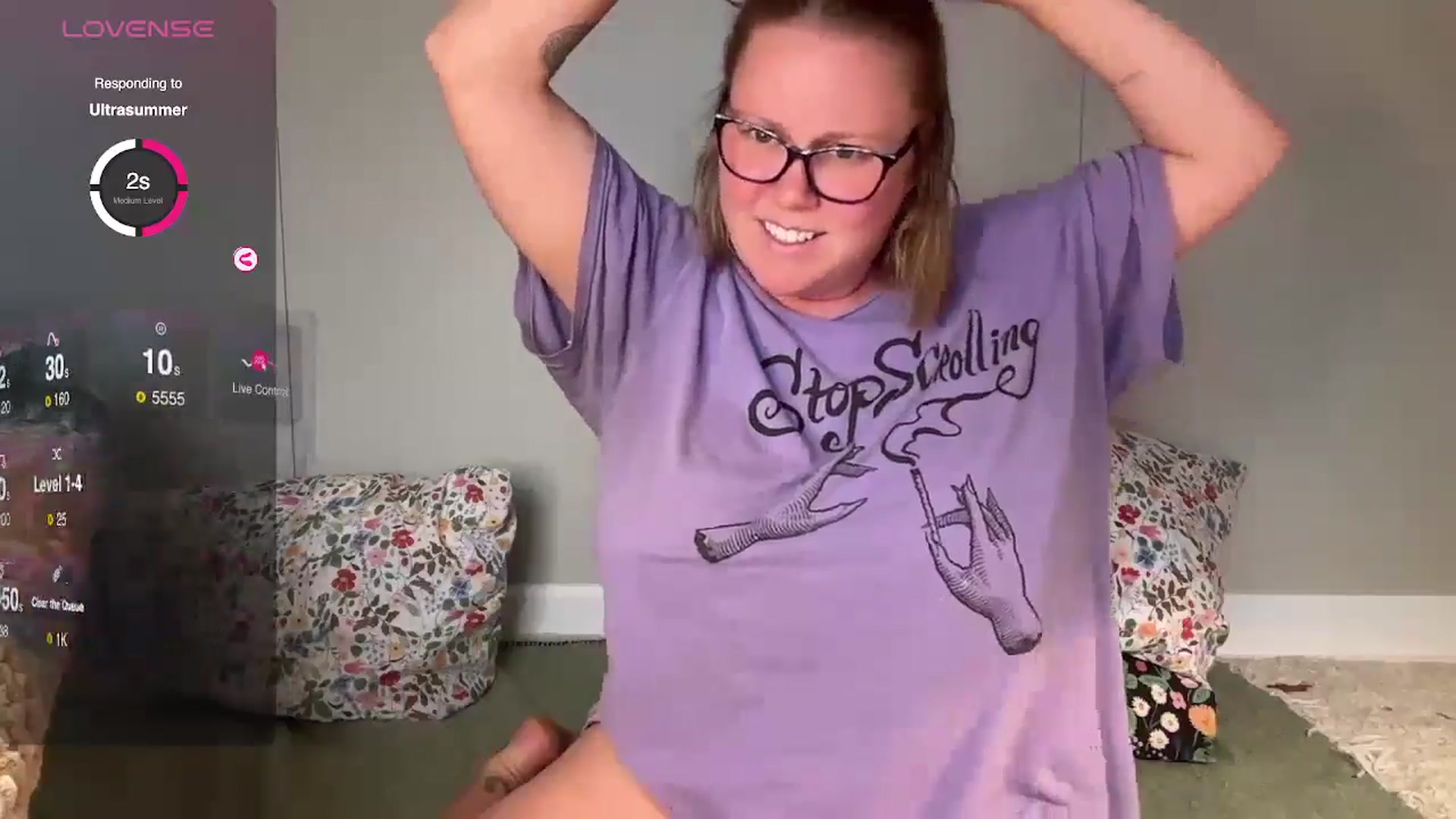 Gallery image thumbnail from GlitterKitty's myfreecams stream on, 12/31/2024, 14:29 image 14 of 20