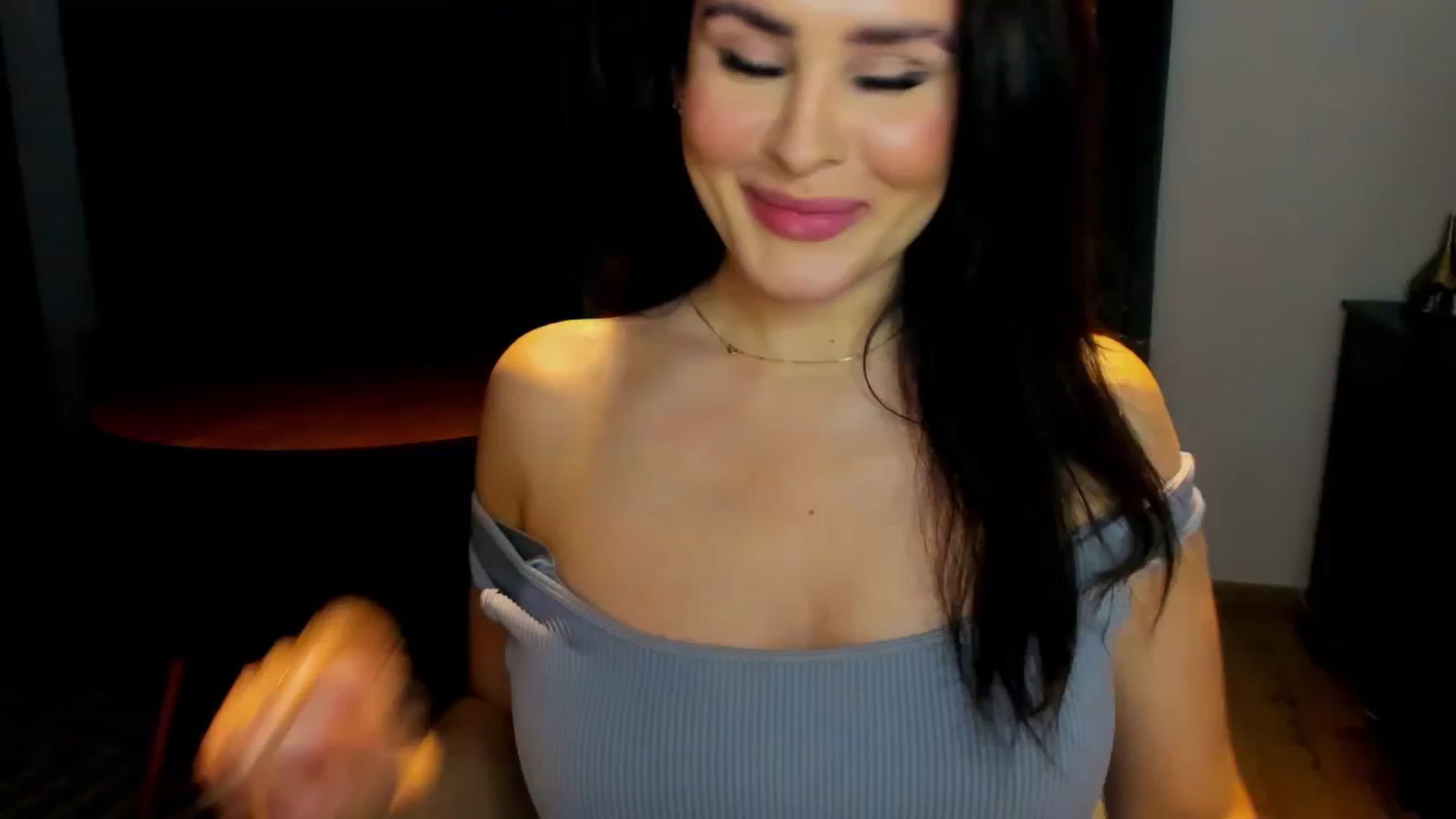 Gallery image thumbnail from GlobalDOLL's myfreecams stream on, 03/28/2024, 16:56 image 1 of 20