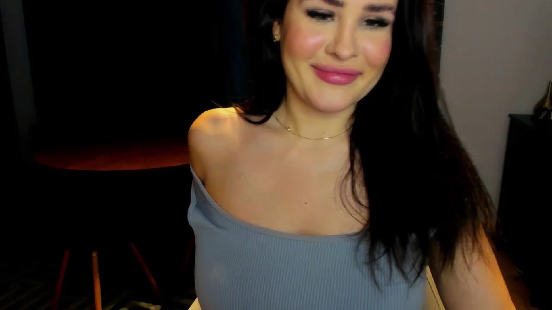 Gallery image thumbnail from GlobalDOLL's myfreecams stream on, 03/28/2024, 16:56 image 10 of 20