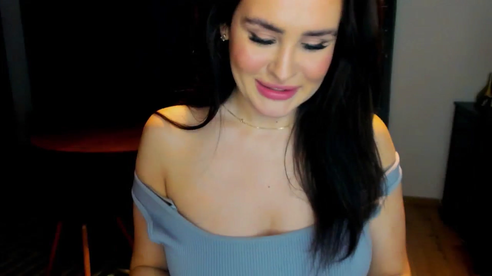 Gallery image thumbnail from GlobalDOLL's myfreecams stream on, 03/28/2024, 16:56 image 3 of 20