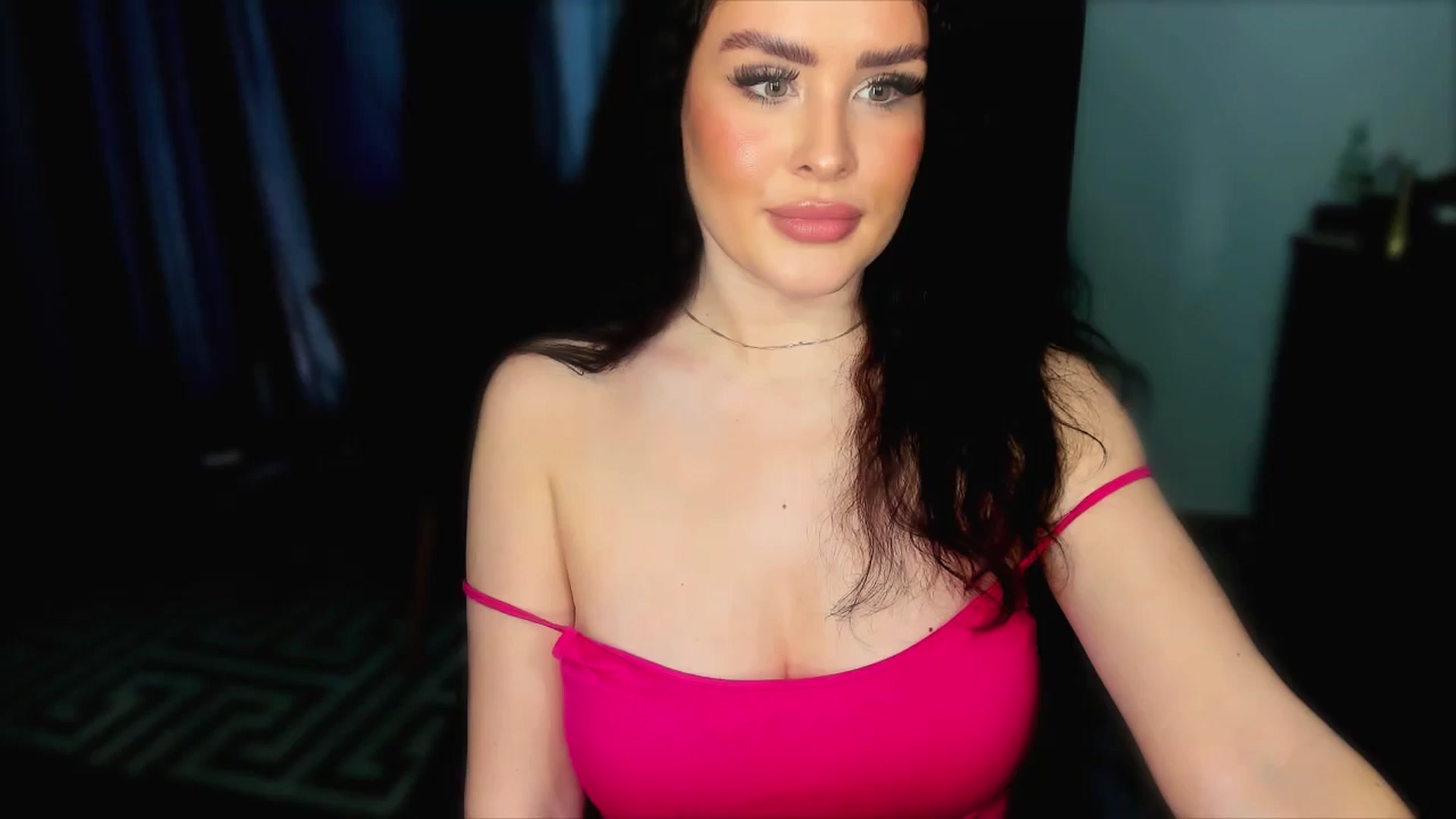 Gallery image thumbnail from GlobalDOLL's myfreecams stream on, 04/08/2025, 10:04 image 12 of 20