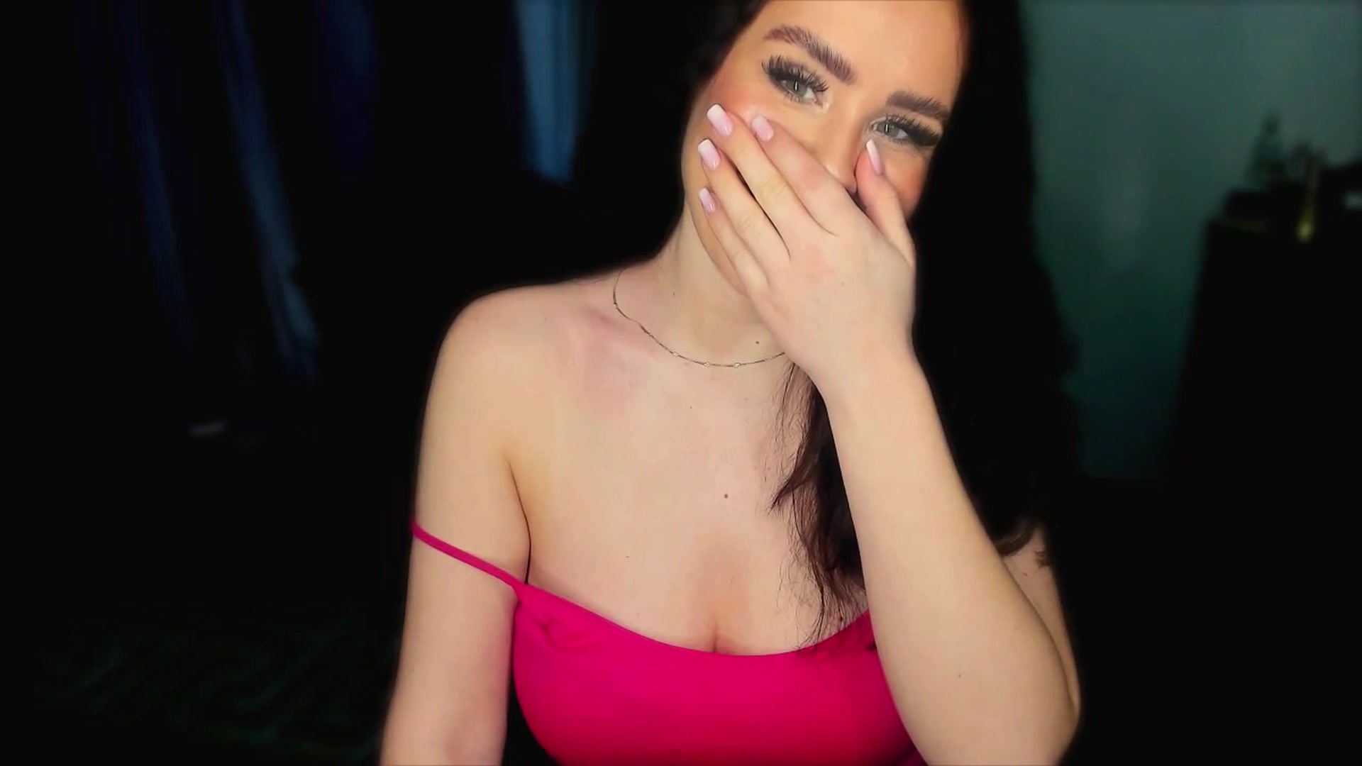 Gallery image thumbnail from GlobalDOLL's myfreecams stream on, 04/08/2025, 10:04 image 13 of 20