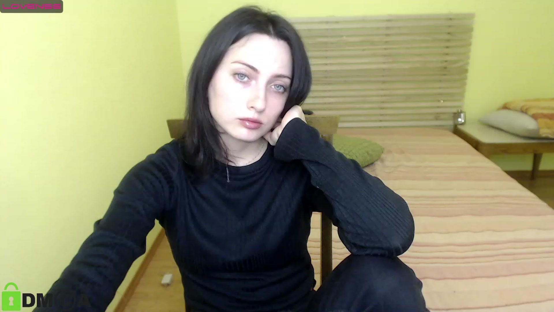 Gallery image thumbnail from Glori__Si's myfreecams stream on, 01/02/2023, 11:41 image 9 of 20