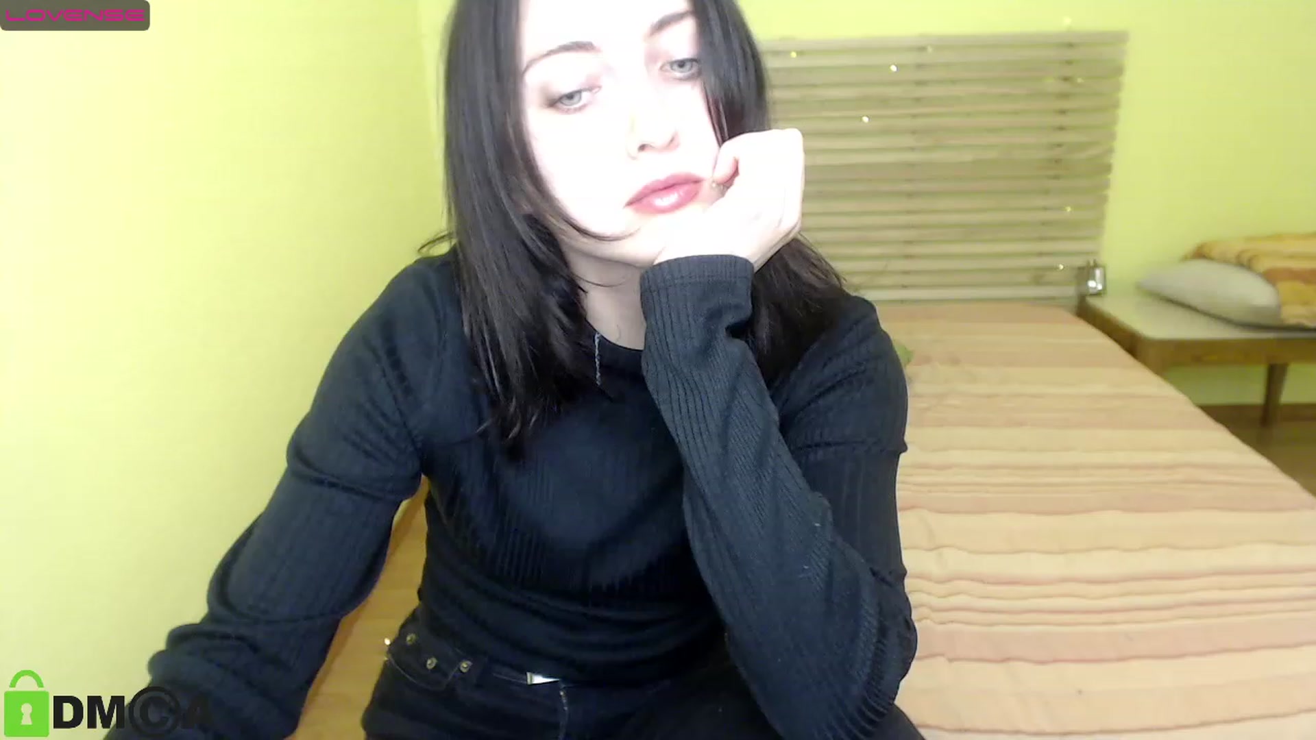 Gallery image thumbnail from Glori__Si's myfreecams stream on, 01/02/2023, 11:41 image 4 of 20