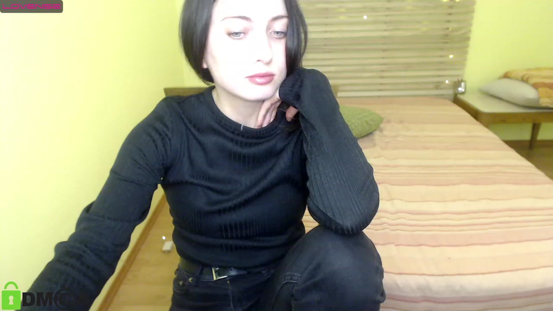 Gallery image thumbnail from Glori__Si's myfreecams stream on, 01/02/2023, 11:41 image 16 of 20