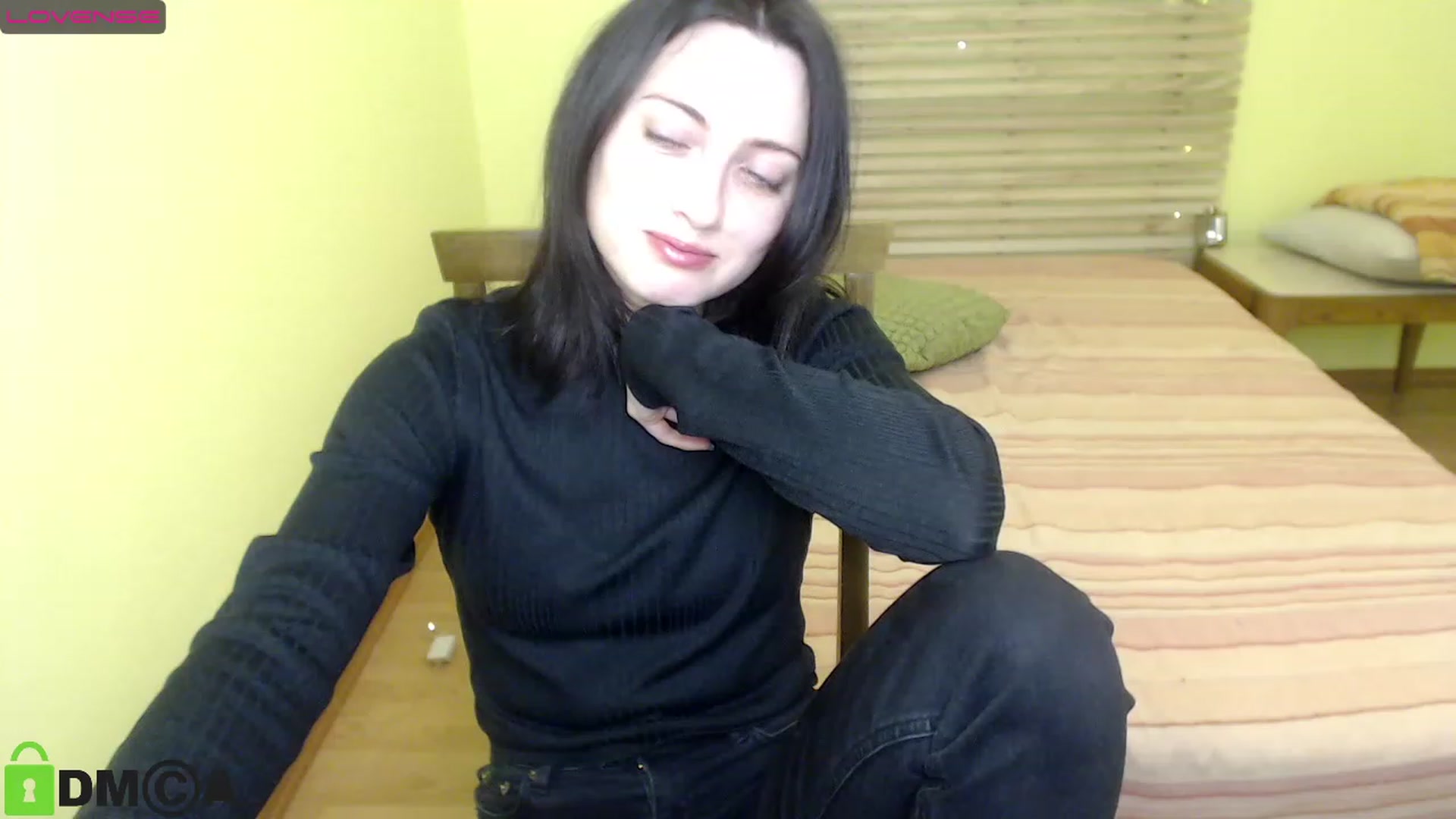 Gallery image thumbnail from Glori__Si's myfreecams stream on, 01/02/2023, 11:41 image 15 of 20