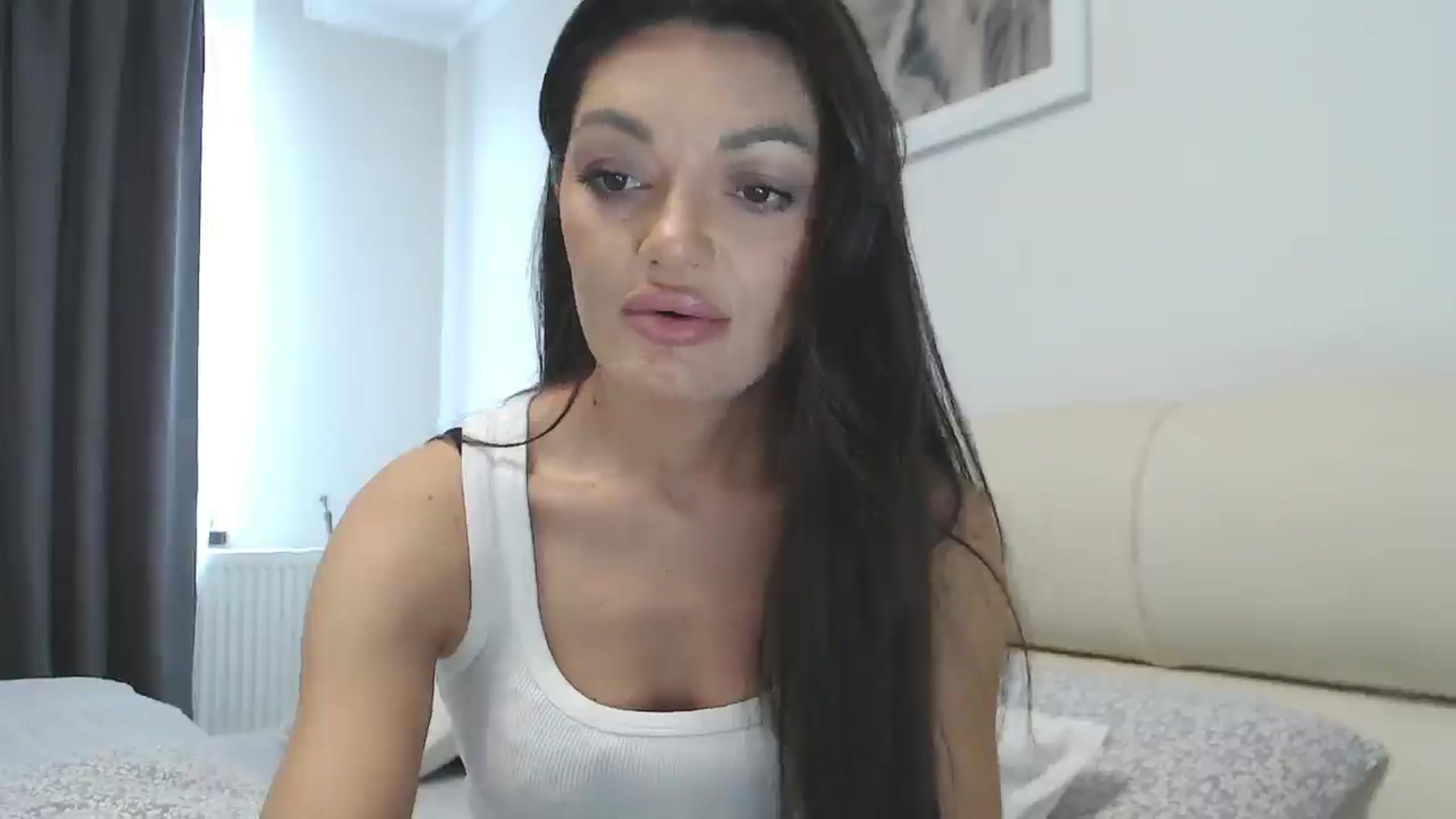 Gallery image thumbnail from Gloriaglamour's myfreecams stream on, 10/18/2025, 10:53 image 3 of 20