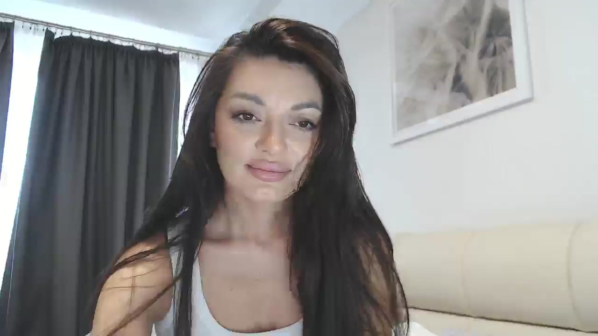 Gallery image thumbnail from Gloriaglamour's myfreecams stream on, 10/18/2025, 12:09 image 9 of 20