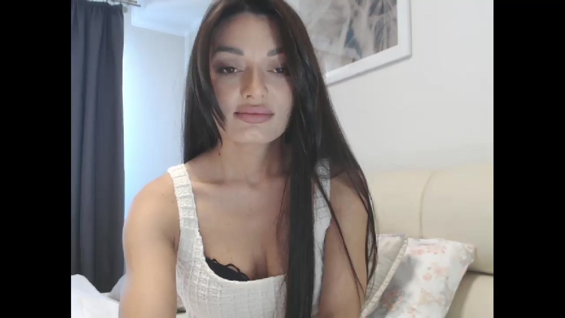Gallery image thumbnail from Gloriaglamour's myfreecams stream on, 10/19/2025, 08:59 image 4 of 20