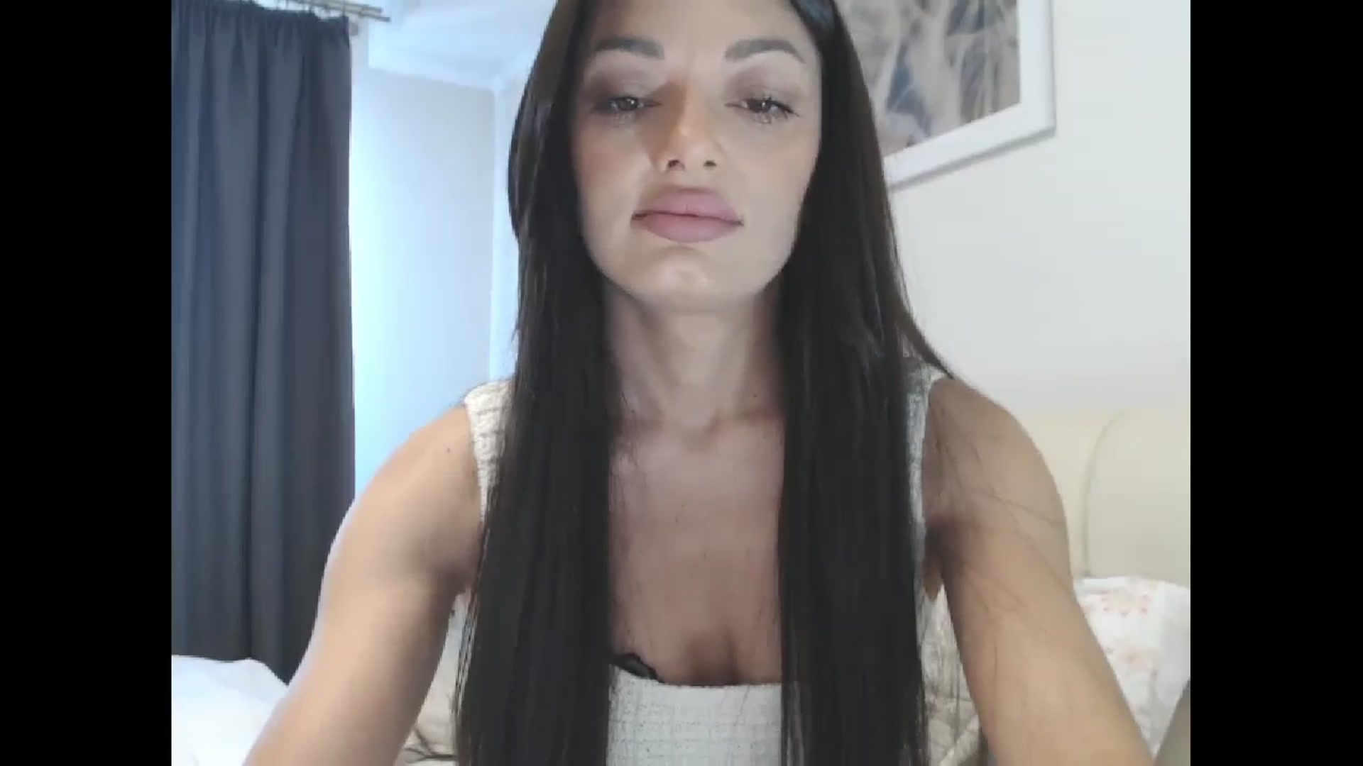 Gallery image thumbnail from Gloriaglamour's myfreecams stream on, 10/19/2025, 08:59 image 13 of 20