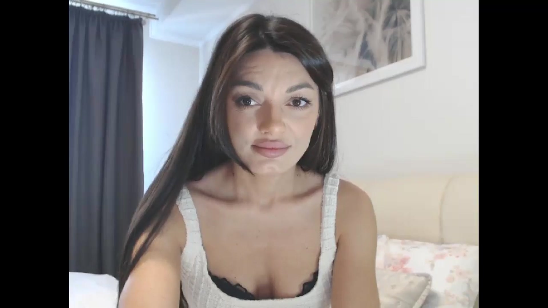 Gallery image thumbnail from Gloriaglamour's myfreecams stream on, 10/19/2025, 09:38 image 4 of 20