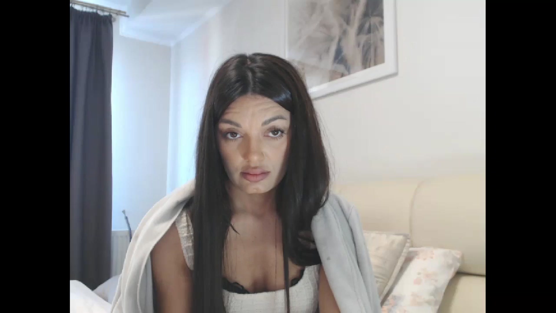 Gallery image thumbnail from Gloriaglamour's myfreecams stream on, 10/19/2025, 10:52 image 6 of 20