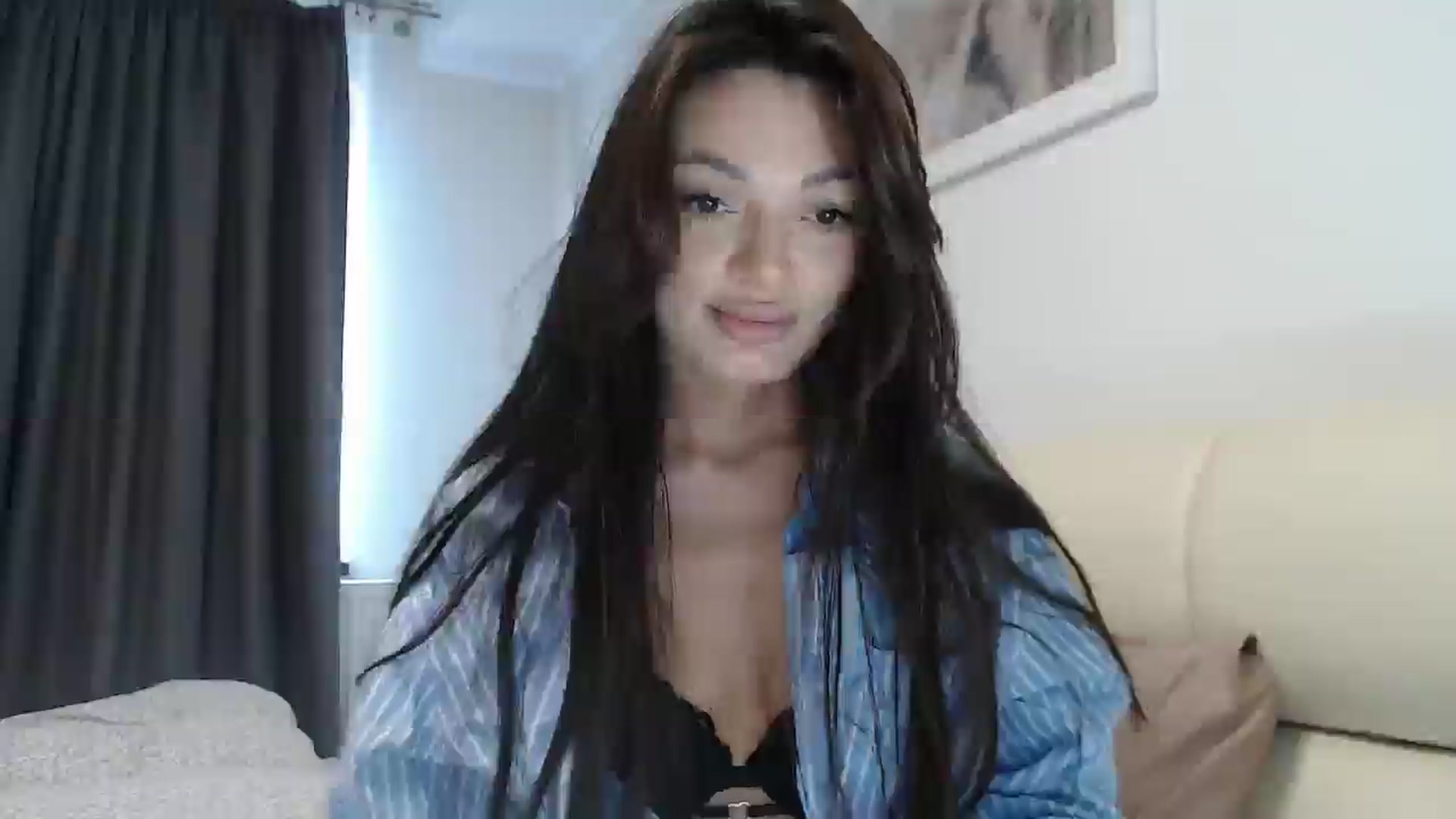 Gallery image thumbnail from Gloriaglamour's myfreecams stream on, 11/05/2025, 12:44 image 19 of 20