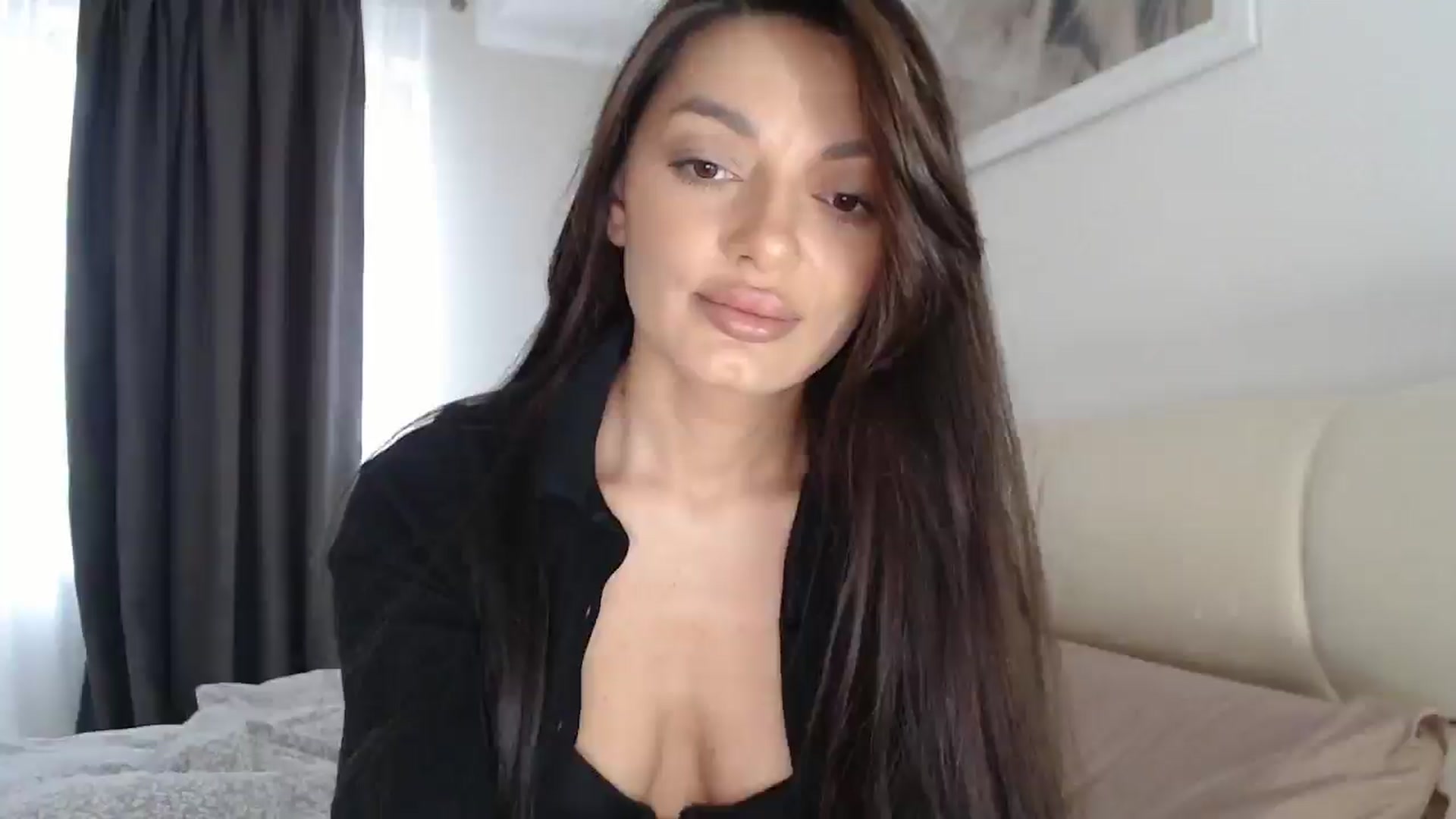 Gallery image thumbnail from Gloriaglamour's myfreecams stream on, 11/06/2025, 11:18 image 5 of 20