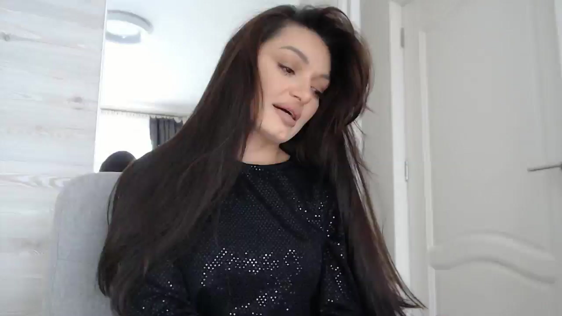 Gallery image thumbnail from Gloriaglamour's myfreecams stream on, 11/10/2025, 13:34 image 12 of 20