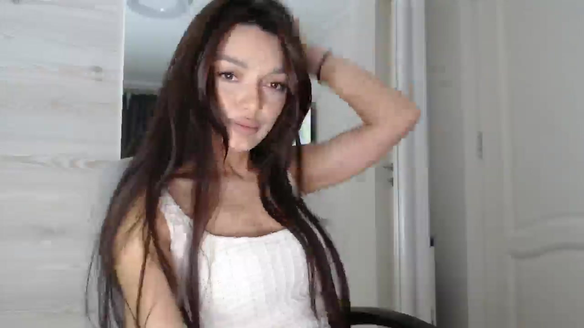 Gallery image thumbnail from Gloriaglamour's myfreecams stream on, 11/10/2025, 14:57 image 4 of 20