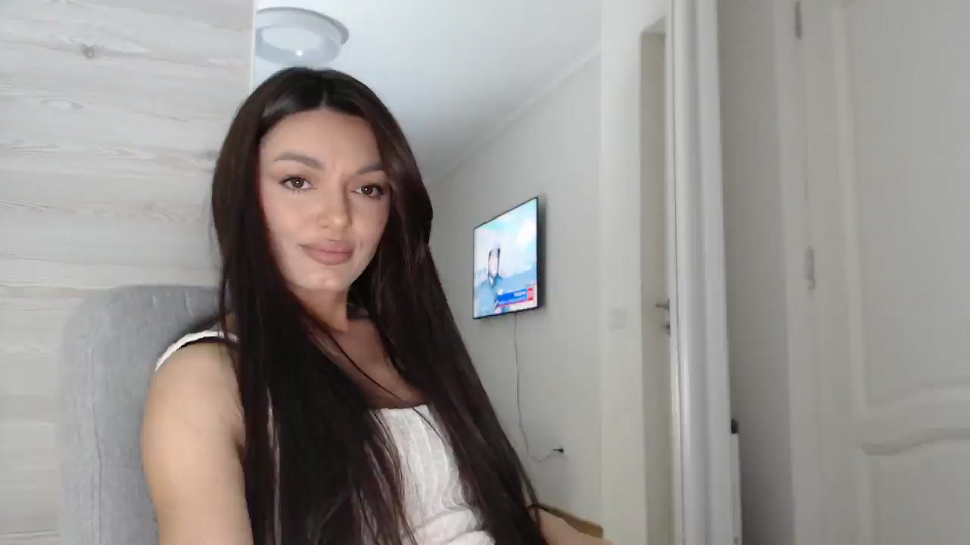 Gallery image thumbnail from Gloriaglamour's myfreecams stream on, 11/10/2025, 15:54 image 1 of 20