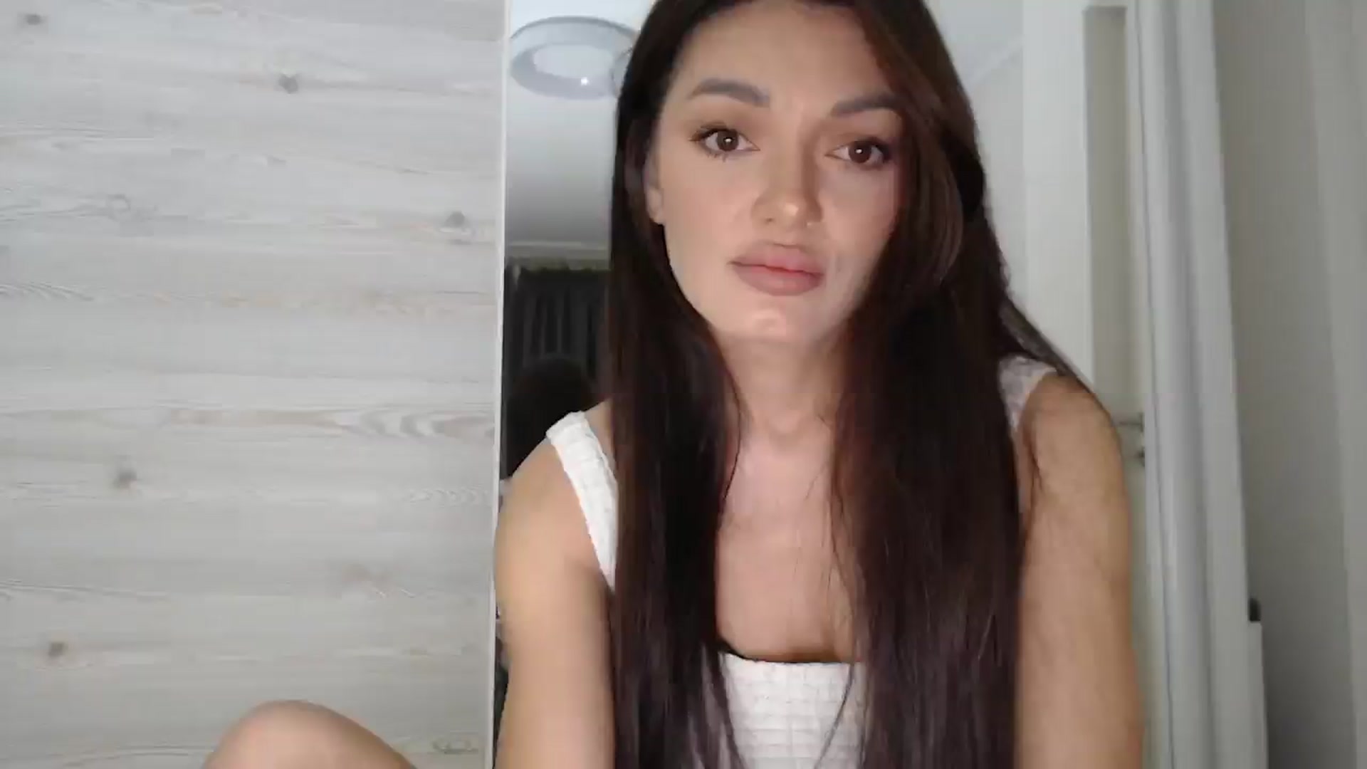 Gallery image thumbnail from Gloriaglamour's myfreecams stream on, 11/10/2025, 17:51 image 2 of 20