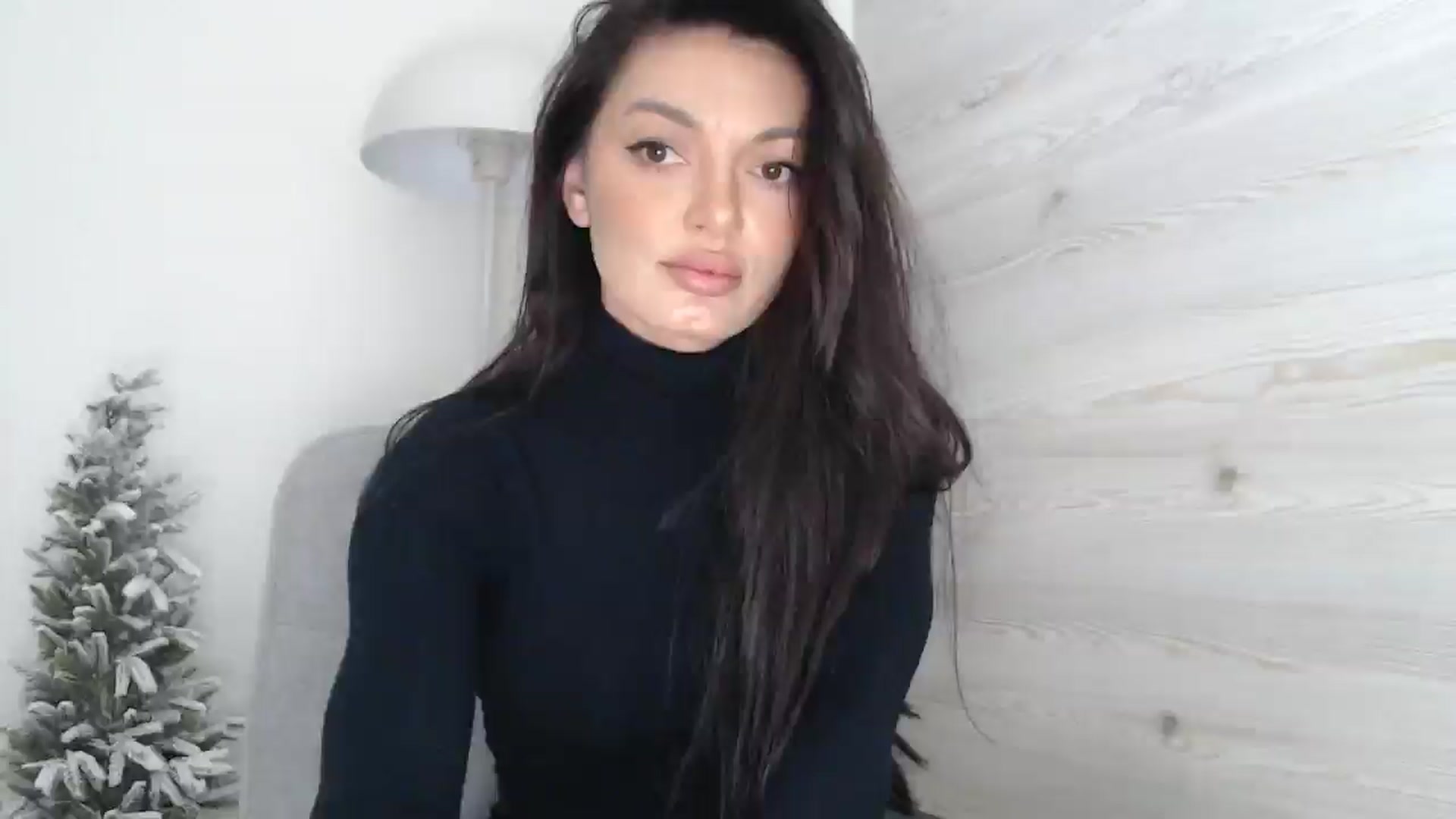 Gallery image thumbnail from Gloriaglamour's myfreecams stream on, 11/26/2025, 15:51 image 18 of 20