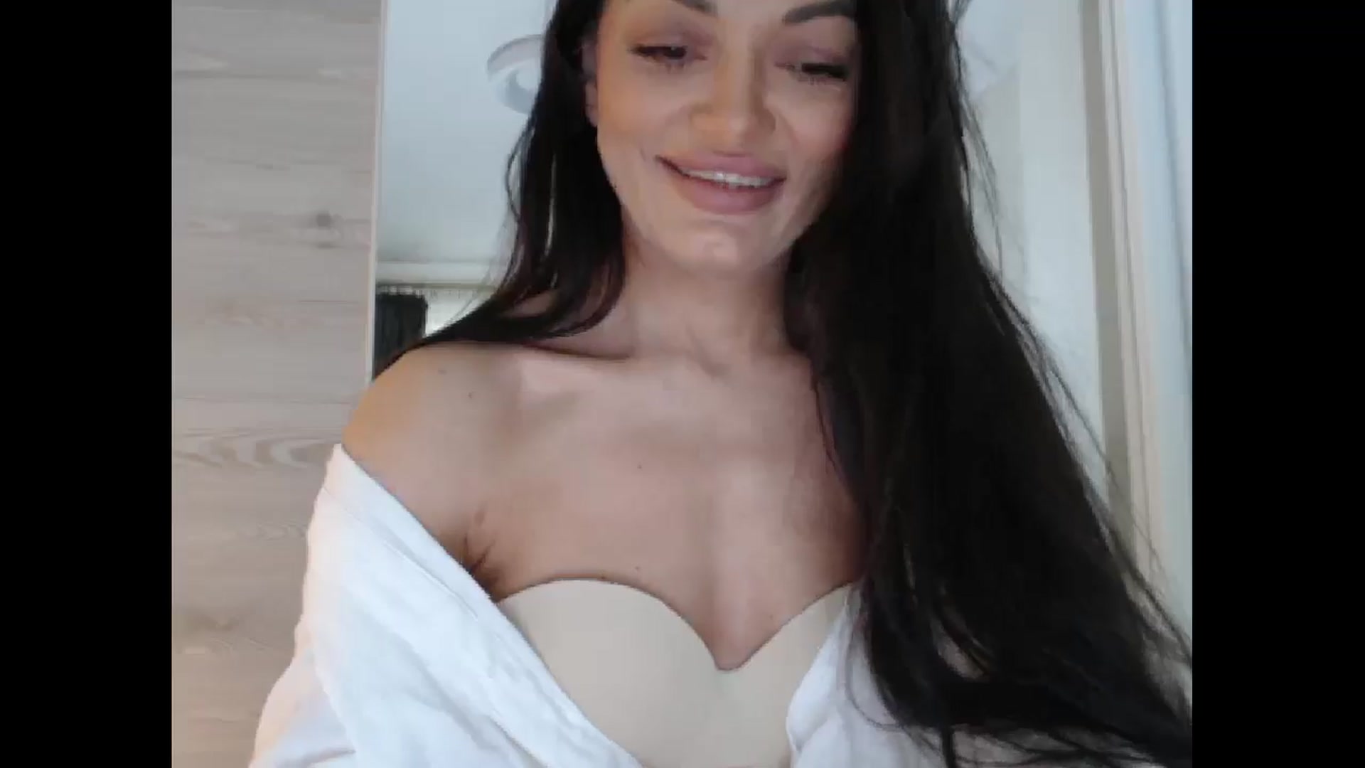 Gallery image thumbnail from Gloriaglamour's myfreecams stream on, 11/30/2025, 10:31 image 8 of 20