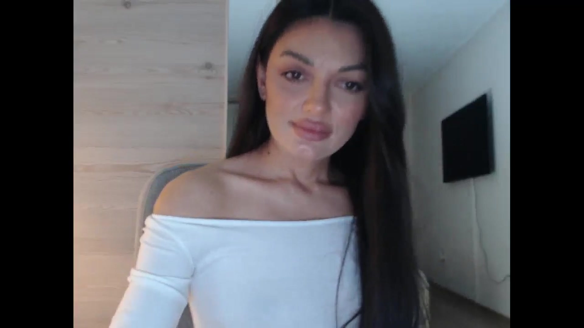 Gallery image thumbnail from Gloriaglamour's myfreecams stream on, 11/30/2025, 17:15 image 10 of 20