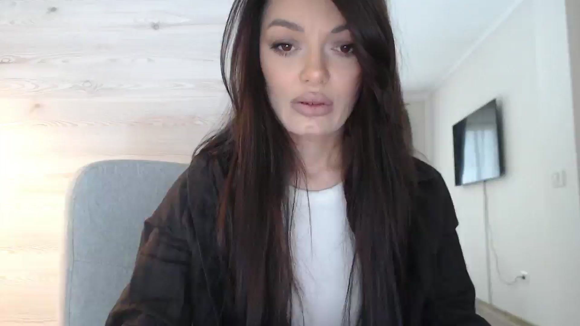 Gallery image thumbnail from Gloriaglamour's myfreecams stream on, 12/03/2025, 11:22 image 18 of 20