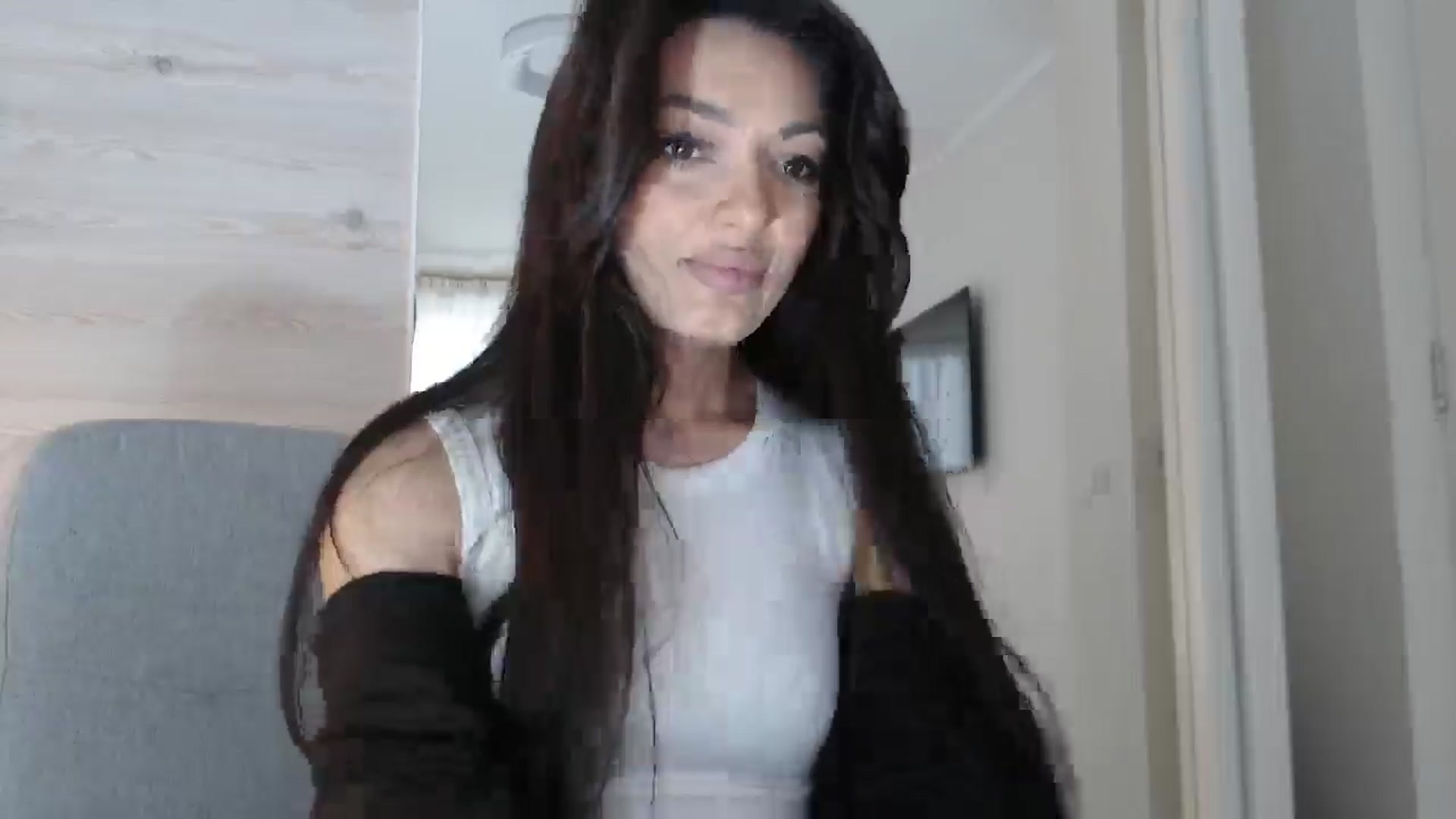 Gallery image thumbnail from Gloriaglamour's myfreecams stream on, 12/03/2025, 11:22 image 10 of 20